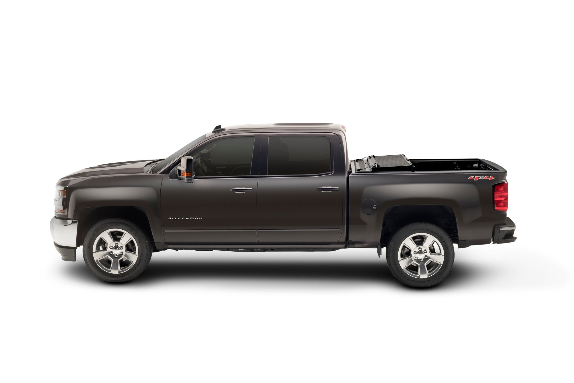BAK G2 Hard Folding Tonneau Cover 2014-19 Silverado/Sierra 6' 6" Bed (Open Box)