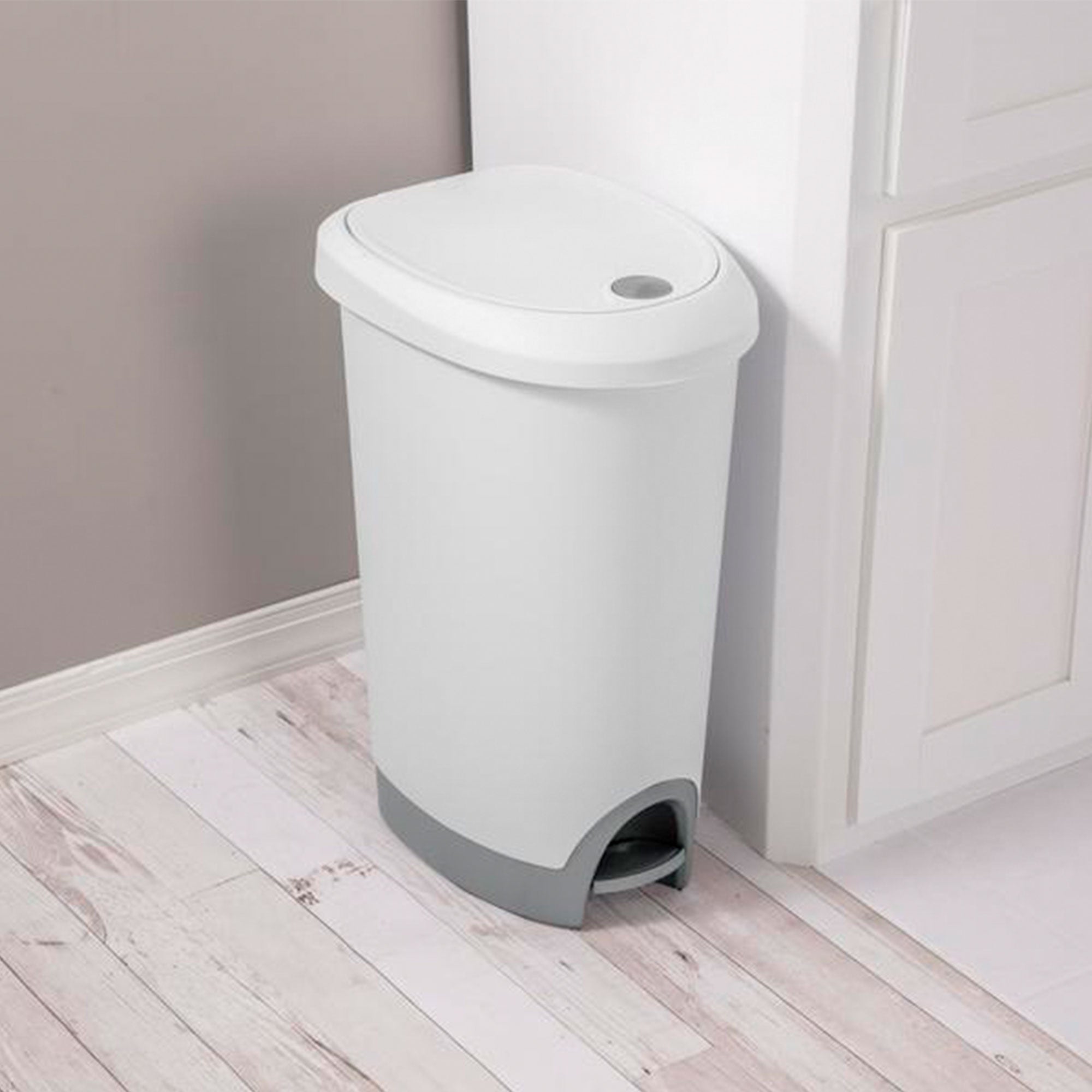 Sterilite 12.6 Gallon Locking StepOn Kitchen Garbage Wastebasket, White (4 Pack)