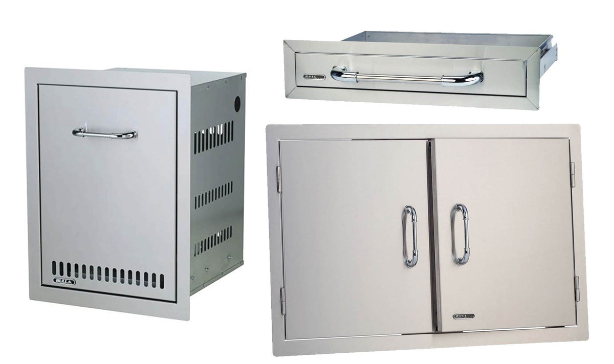 Bull Steer 3 Burner 24'' Stainless Steel Propane Grill Head & Accessory Package