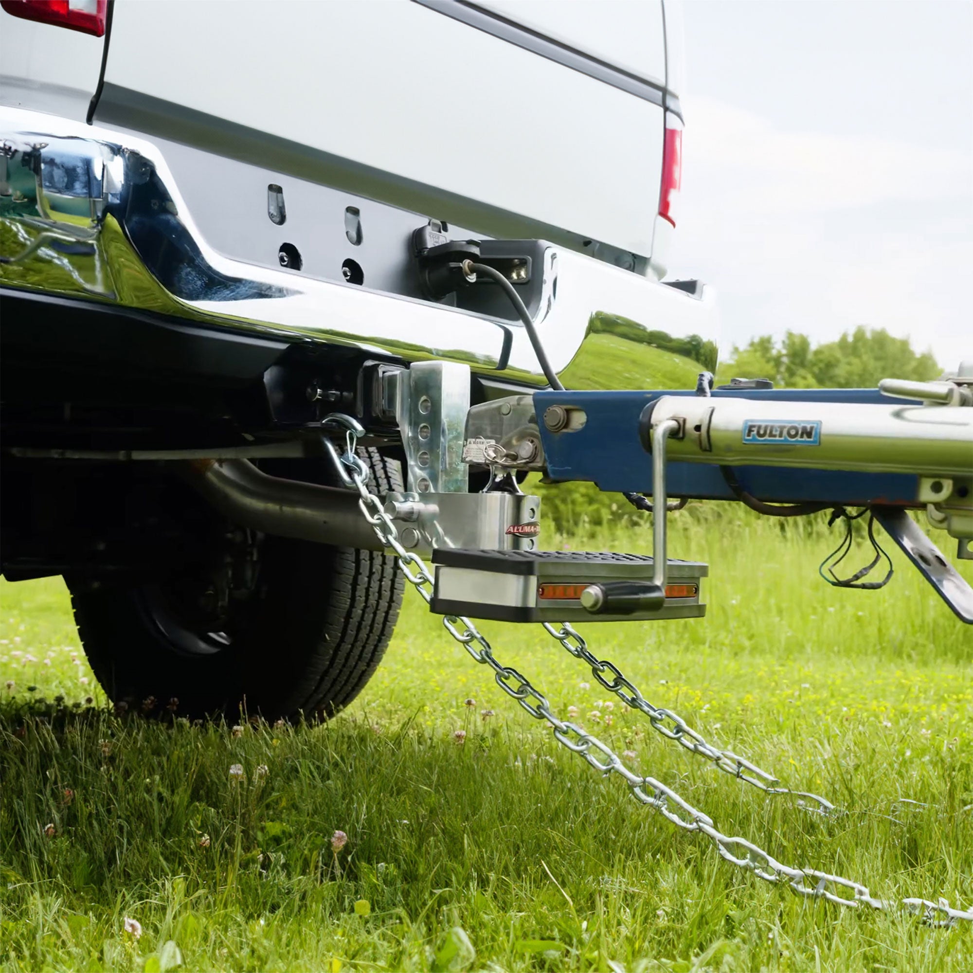 Uriah AlumaTow Aluminum Tow Trailer Hitch Mount 6" Drop (Open Box) - VMInnovations