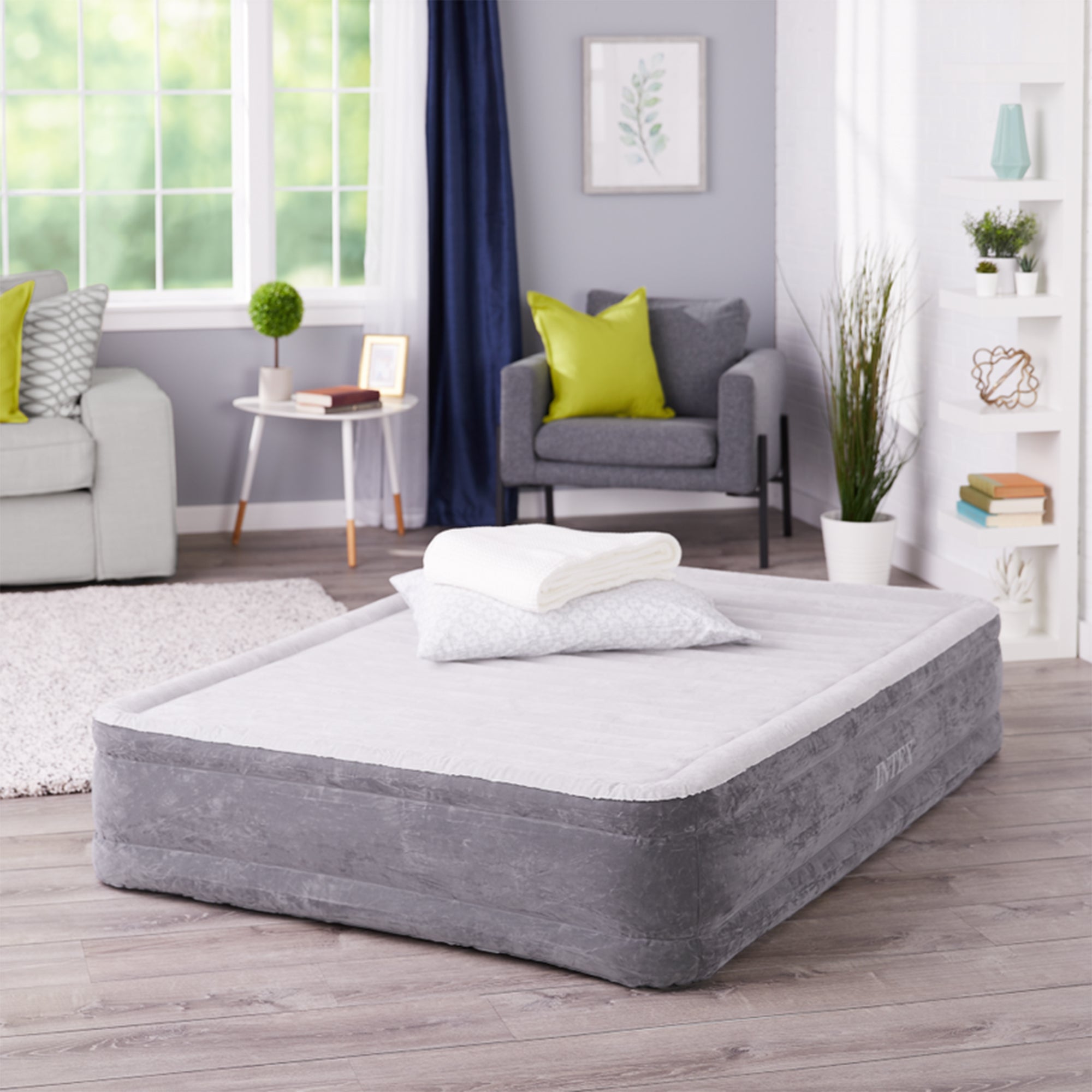 Intex PVC Dura-Beam Series Mid Rise Airbed with Built In Electric Pump, Full