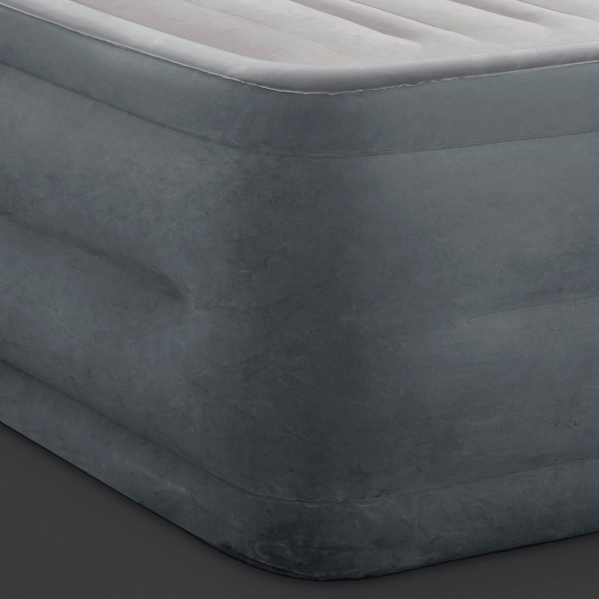 Intex 22-inch Dura-Beam Hi-Rise Comfort Inflatable Airbed w/Internal Pump, Queen
