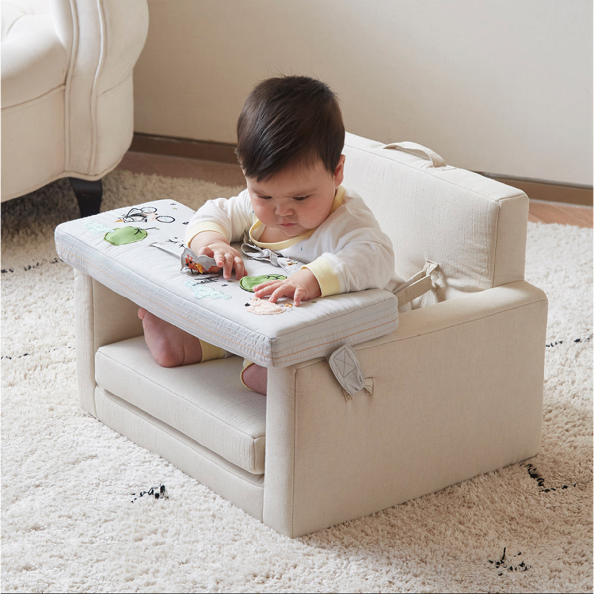 Asweets Wonder & Wise Square Baby Chair w/ Removeable Tray & Handle (Damaged)