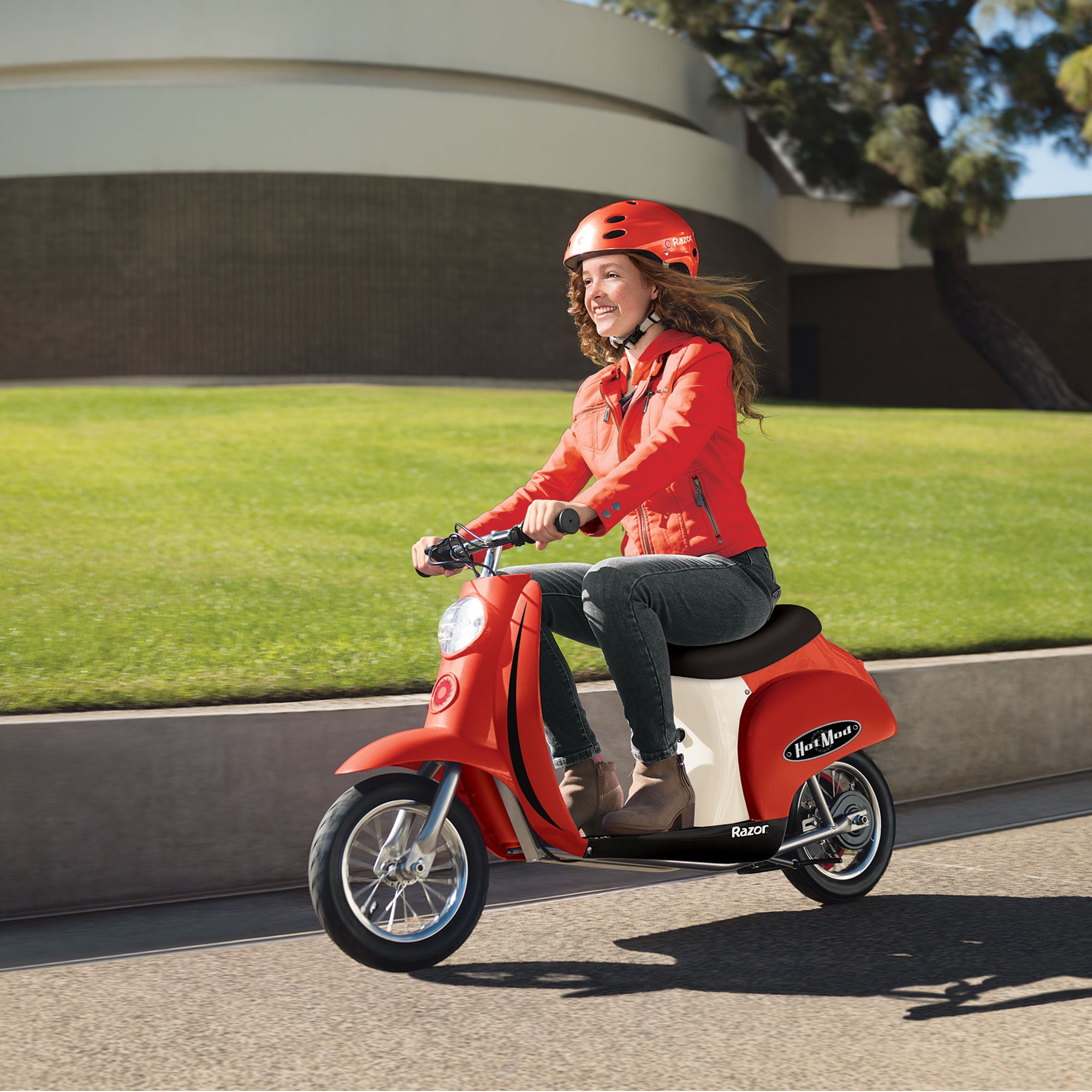 Razor Pocket Mod Miniature Euro 24 Volt Electric Retro Scooters, 1 Red & 1 Black - VMInnovations