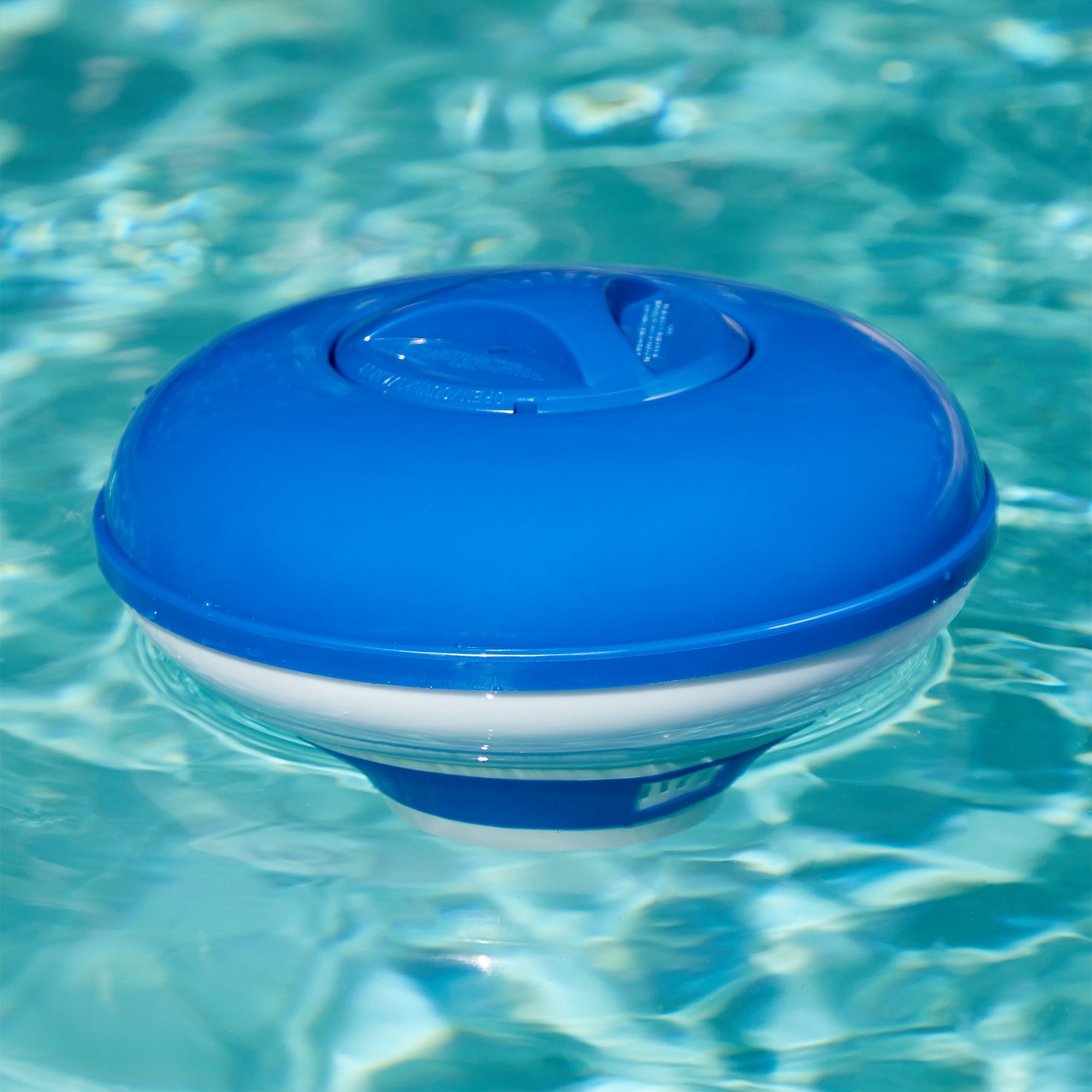 Intex 8' Round Cover for Above Ground Pools with 7" Floating Chlorine Dispenser - VMInnovations