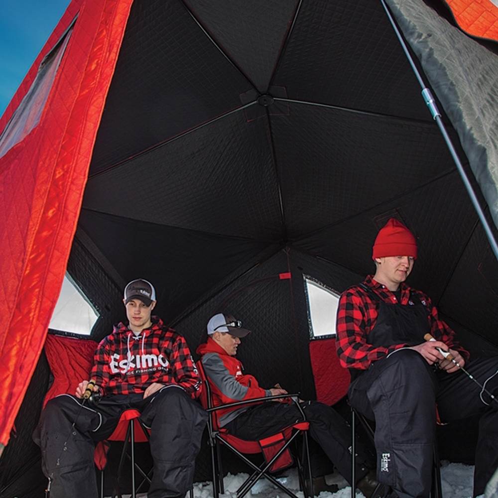 Eskimo 32100 Outbreak 450i 5-Person Insulated Ice Fishing Shelter (Open Box)