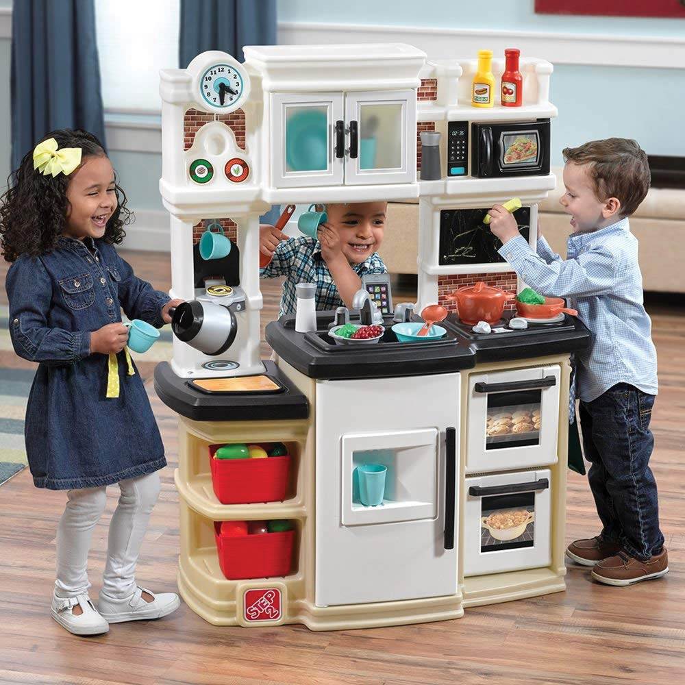 Step2 Great Gourmet Pretend Play Kitchen Set with Electronic Lights & Sounds