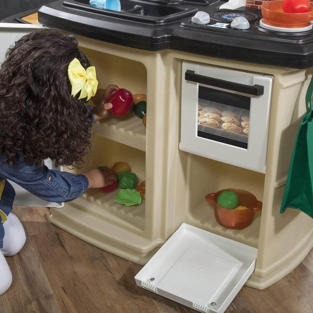 Step2 Great Gourmet Play Kitchen Set with Electronic Lights & Sounds (Open Box)