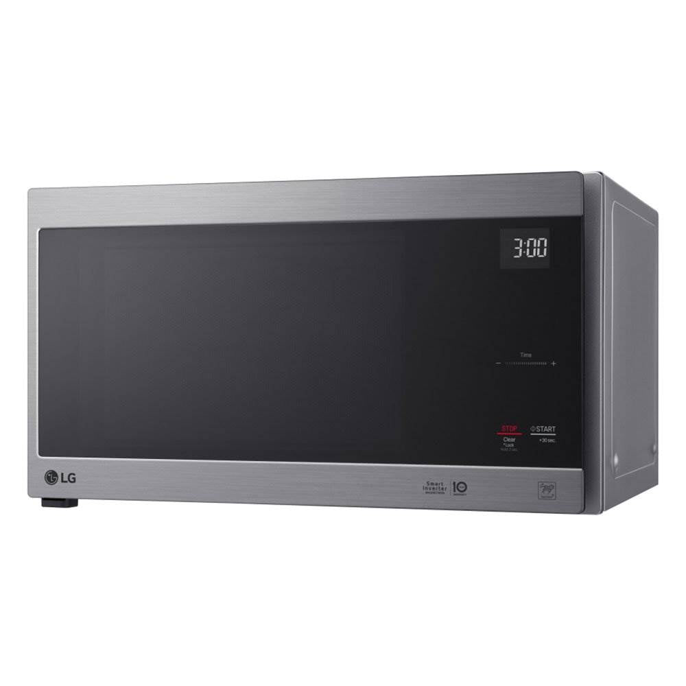 LG 1.5 Cubic Foot NeoChef Countertop Microwave (Refurbished) (Damaged)