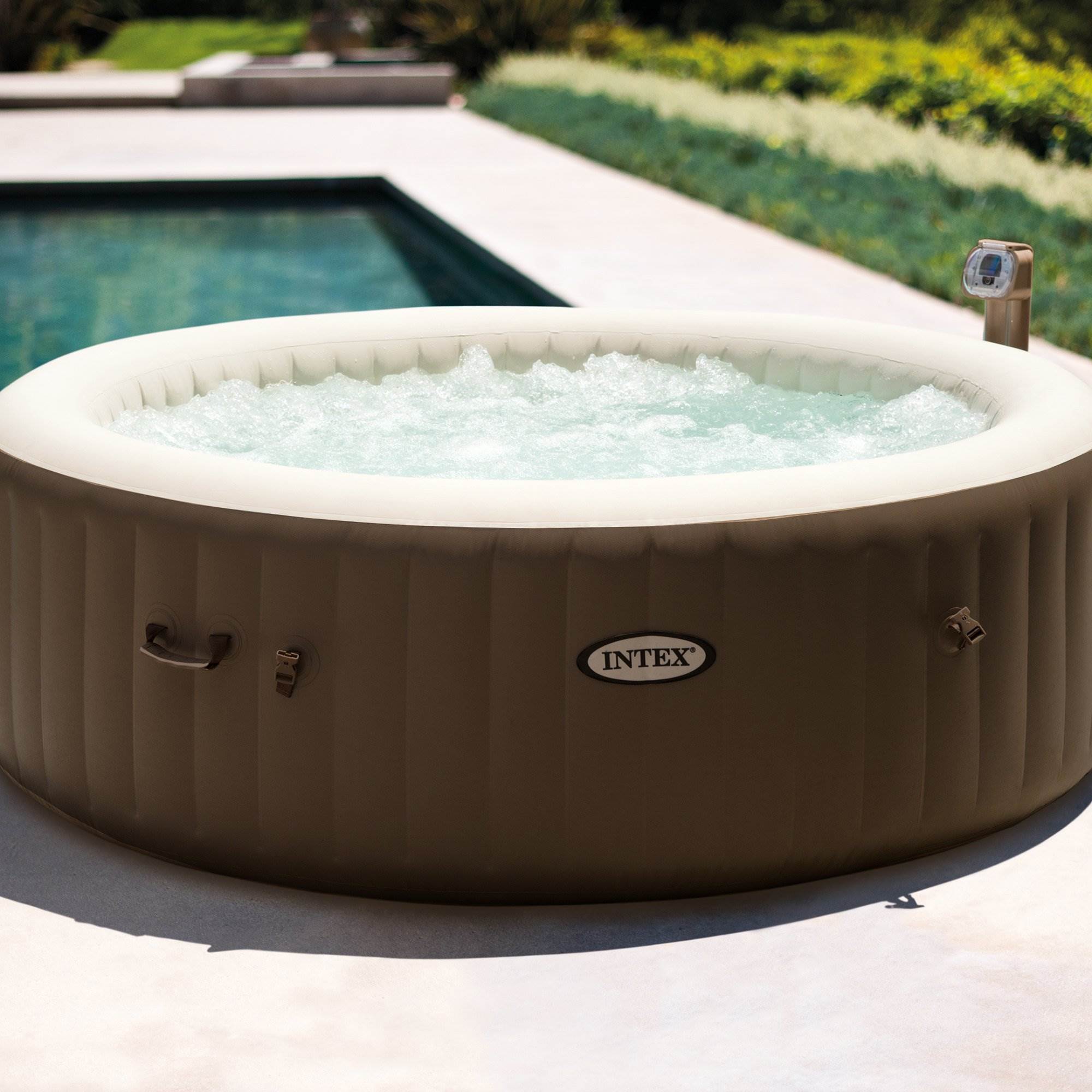 Intex Pure Spa 6 Person Inflatable Hot Tub & Qualco 6 Month Spa Chemical Kit