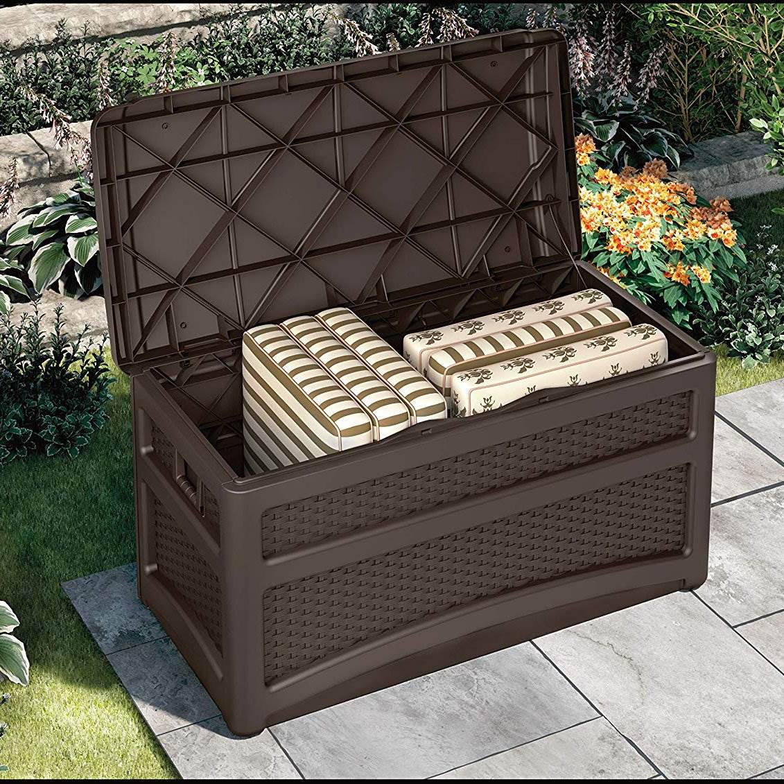 Suncast DBW7500 73 Gallon Outdoor Patio Storage Chest with Handles & Seat, Java (Damaged)