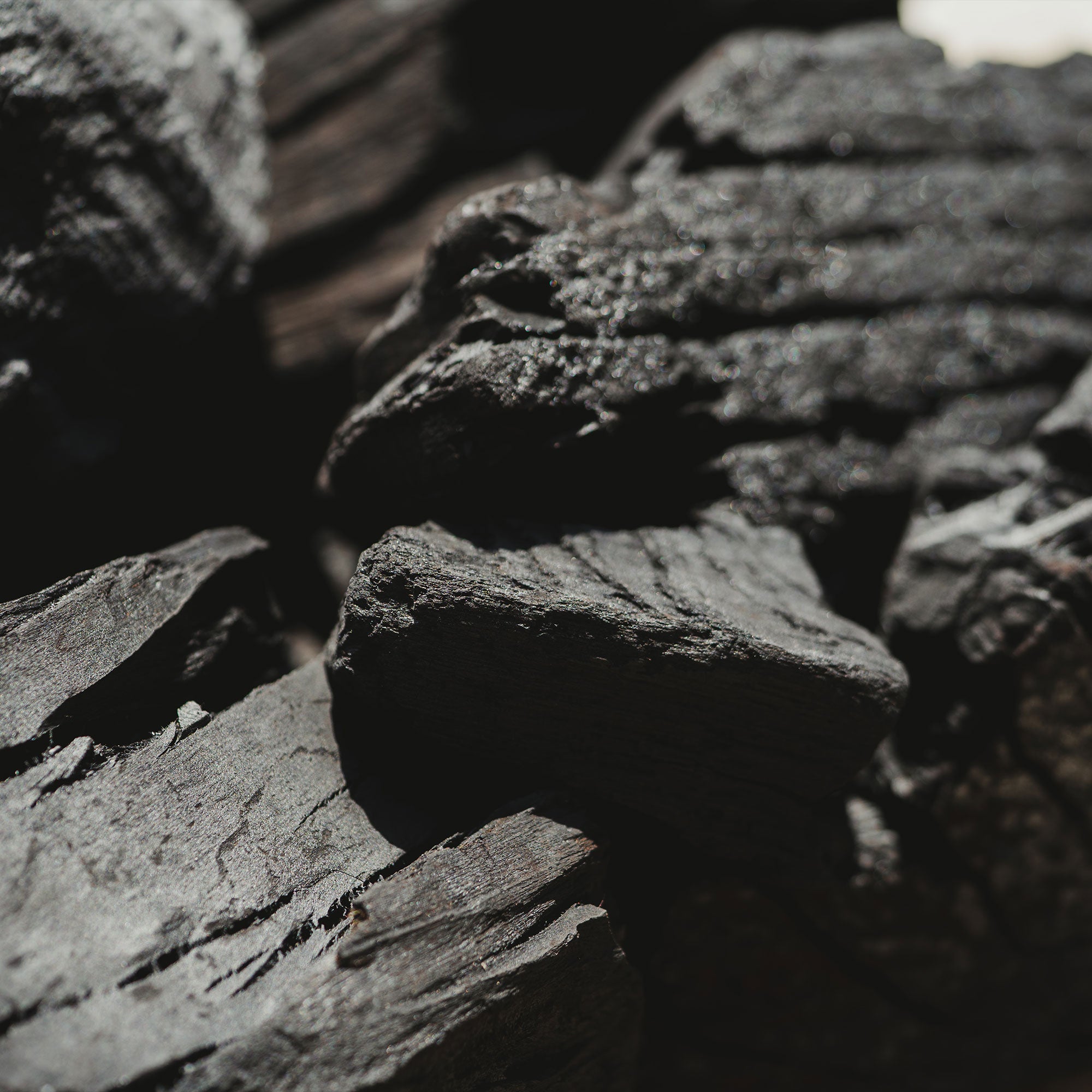 Jealous Devil Natural Hardwood Wood Lump Grill Charcoal, 35 Pounds (4 Pack) - VMInnovations