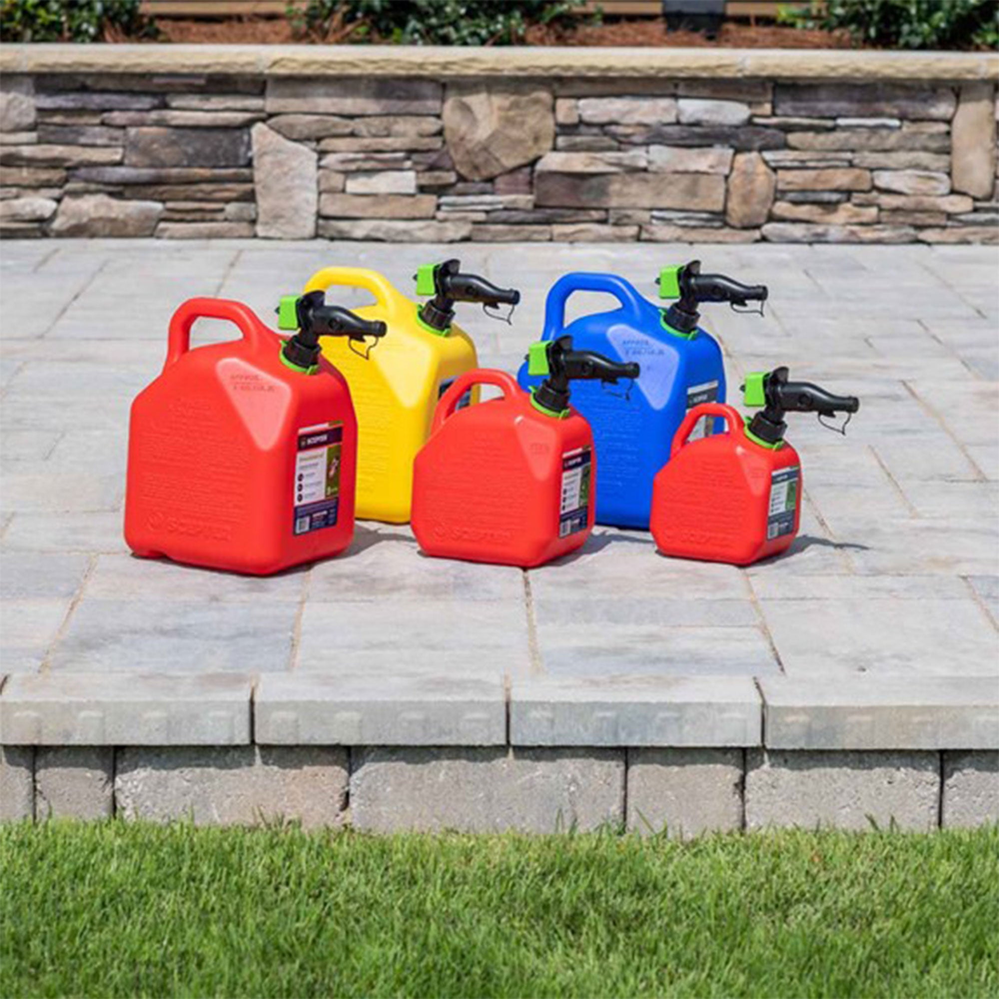 Scepter FR1G501 Environmentally Safe 5 Gallon or 18.8 Liter Gasoline Container