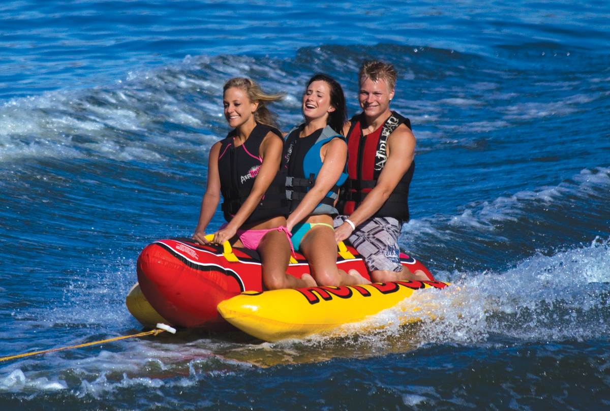 AIRHEAD Hot Dog Inflatable 3 Person Tube w/ Inflatable Buoy Booster Ball