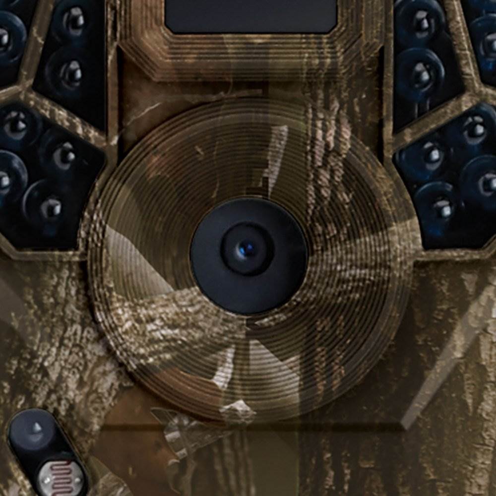 Stealth Cam 8MP IR Trail Camera (8 Pack) & SanDisk 16GB SD Memory Card (8 Pack) - VMInnovations