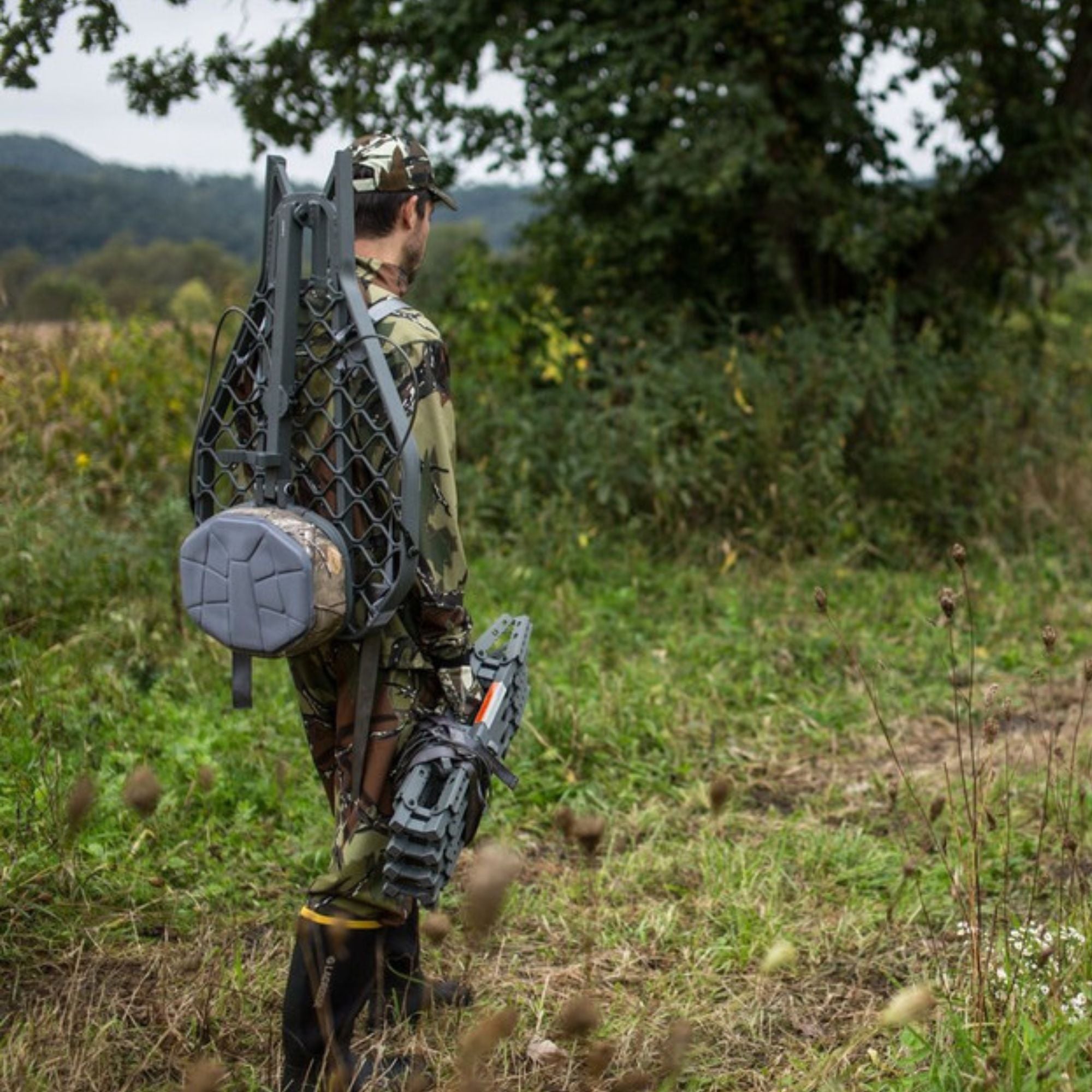 Hawk Helium XL Hang-On Treestand, Ultimate Large Stand, Grey (Open Box) - VMInnovations
