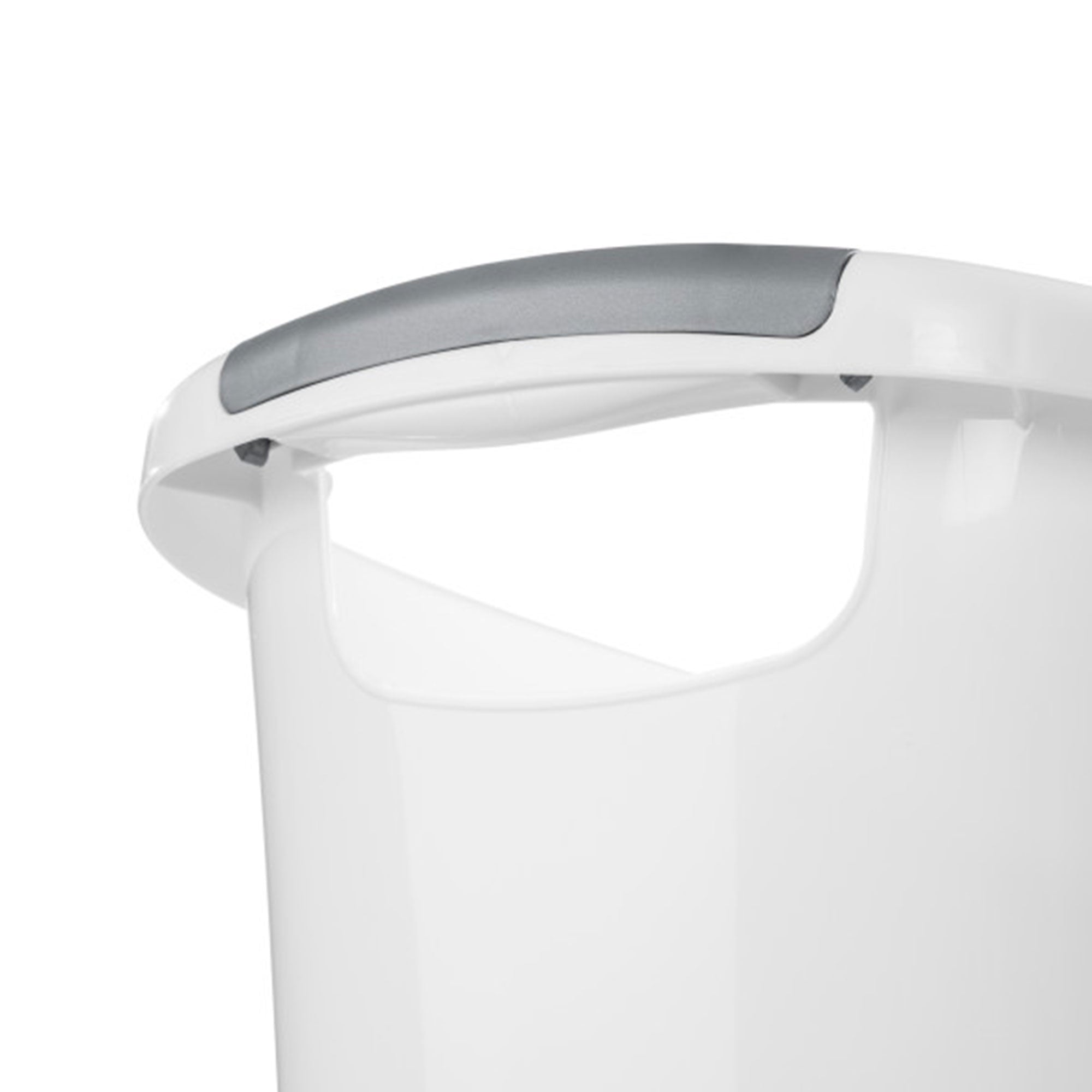 Sterilite 10638006 6 Gallon White Ultra Plastic Wastebasket Trash Can (6 Pack)