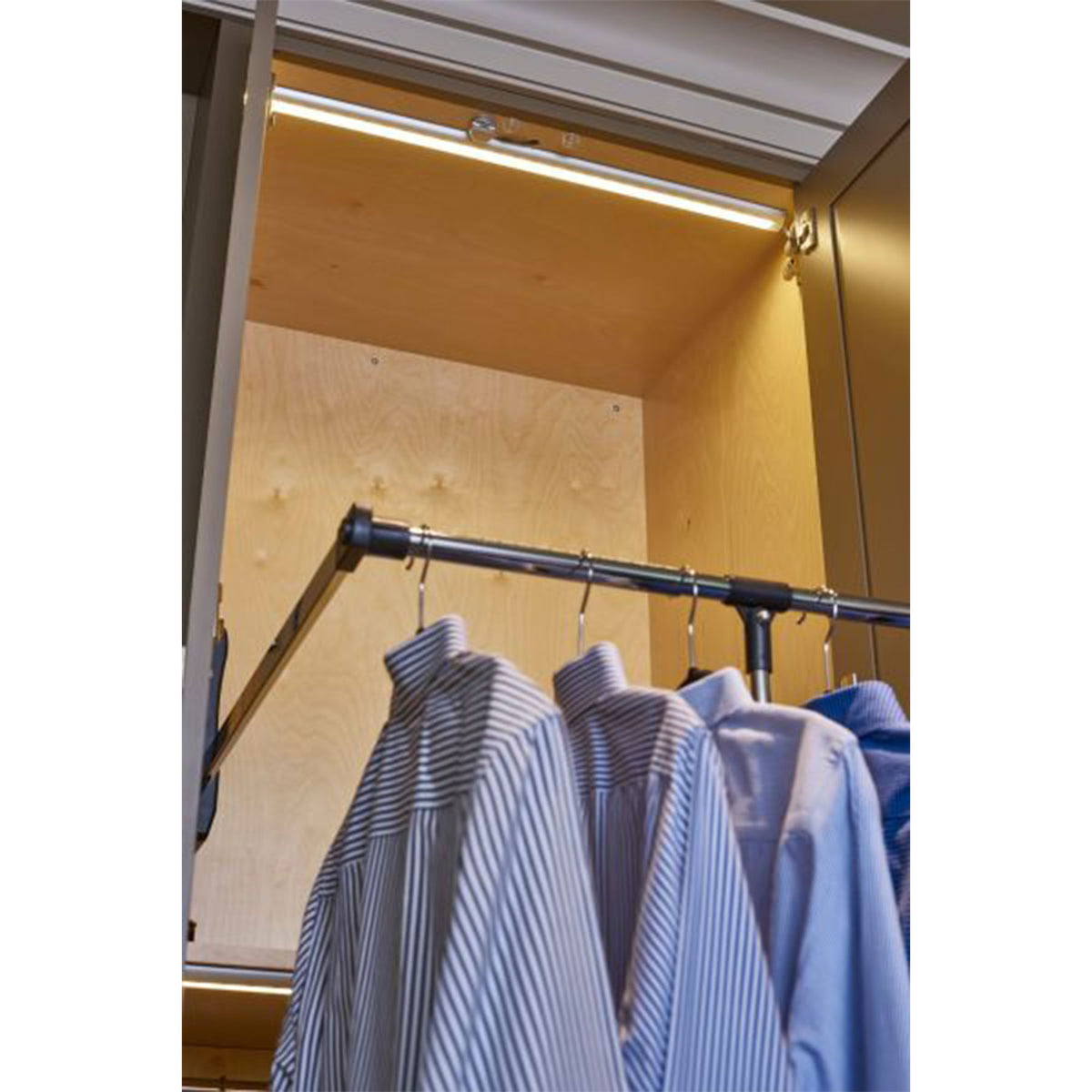 Rev-A-Shelf CPDR-2635 26 to 35 Inch Adjustable Pull Down Closet Rod, Chrome (For Parts)