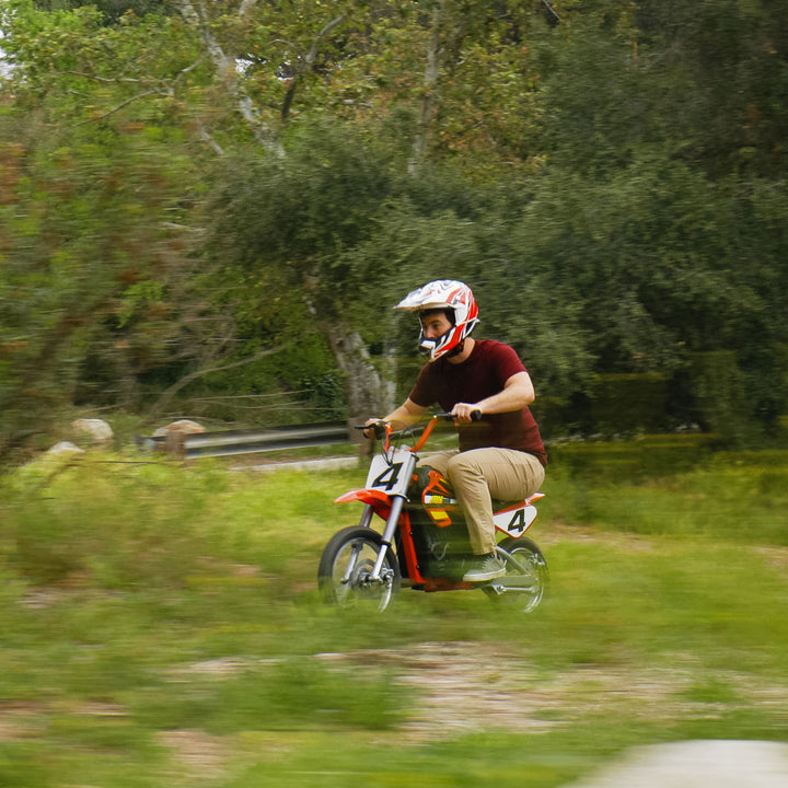 Razor MX650 Electric Dirt Rocket Bike + Razor MX500 Dirt Rocket Electric Bike - VMInnovations