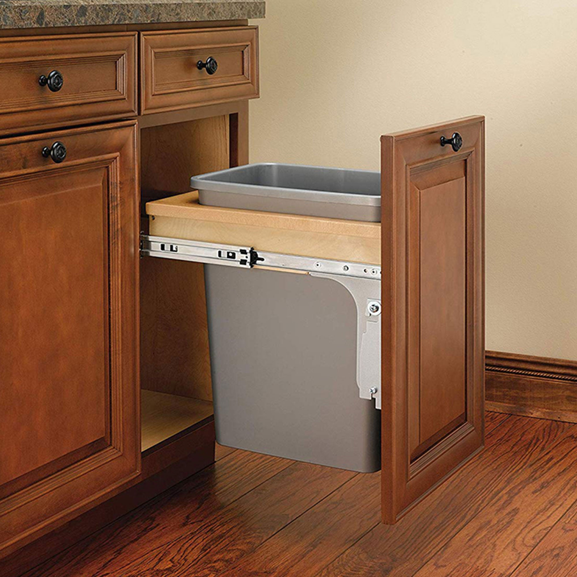 Rev-A-Shelf Single Pullout Trash Can, Reduced Depth, 35 qt., 4WCTM-1516DM-1 - VMInnovations
