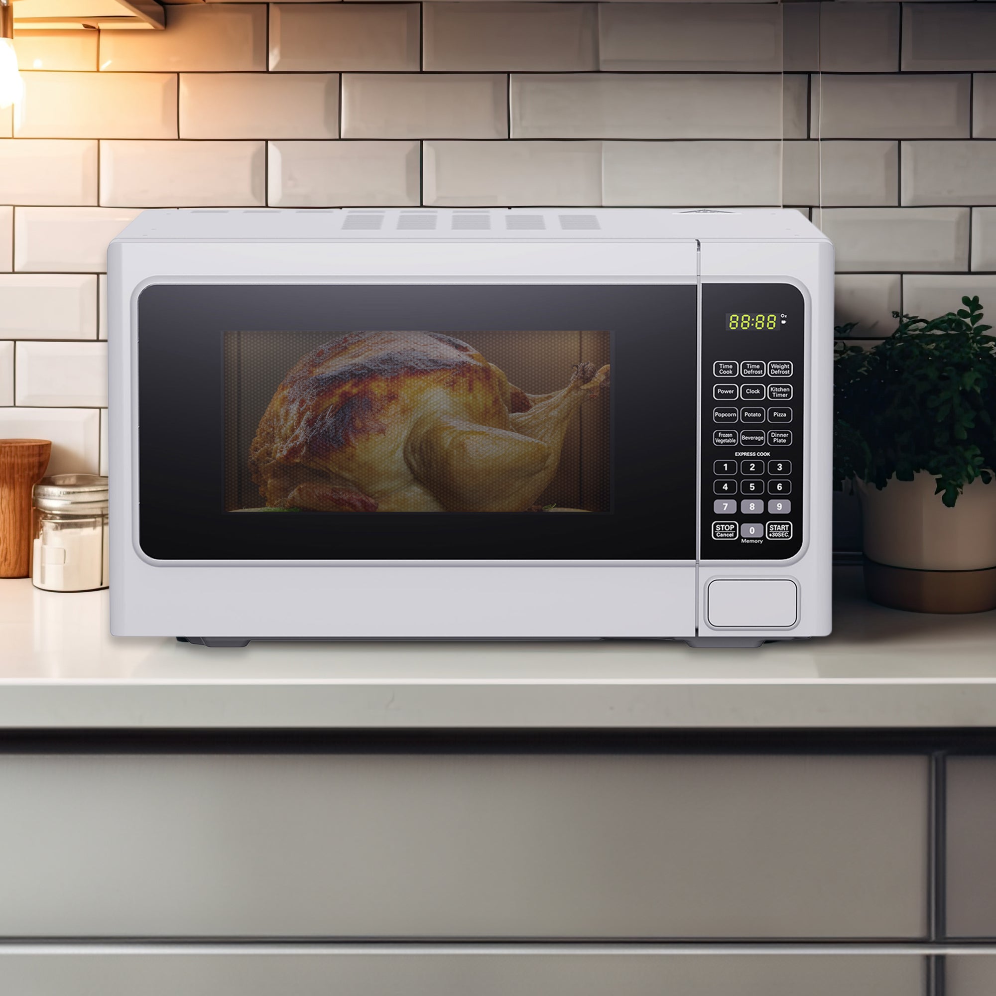 Black+Decker 1000 Watt 1.1 Cubic Feet Countertop Table Microwave Oven (Used) - VMInnovations