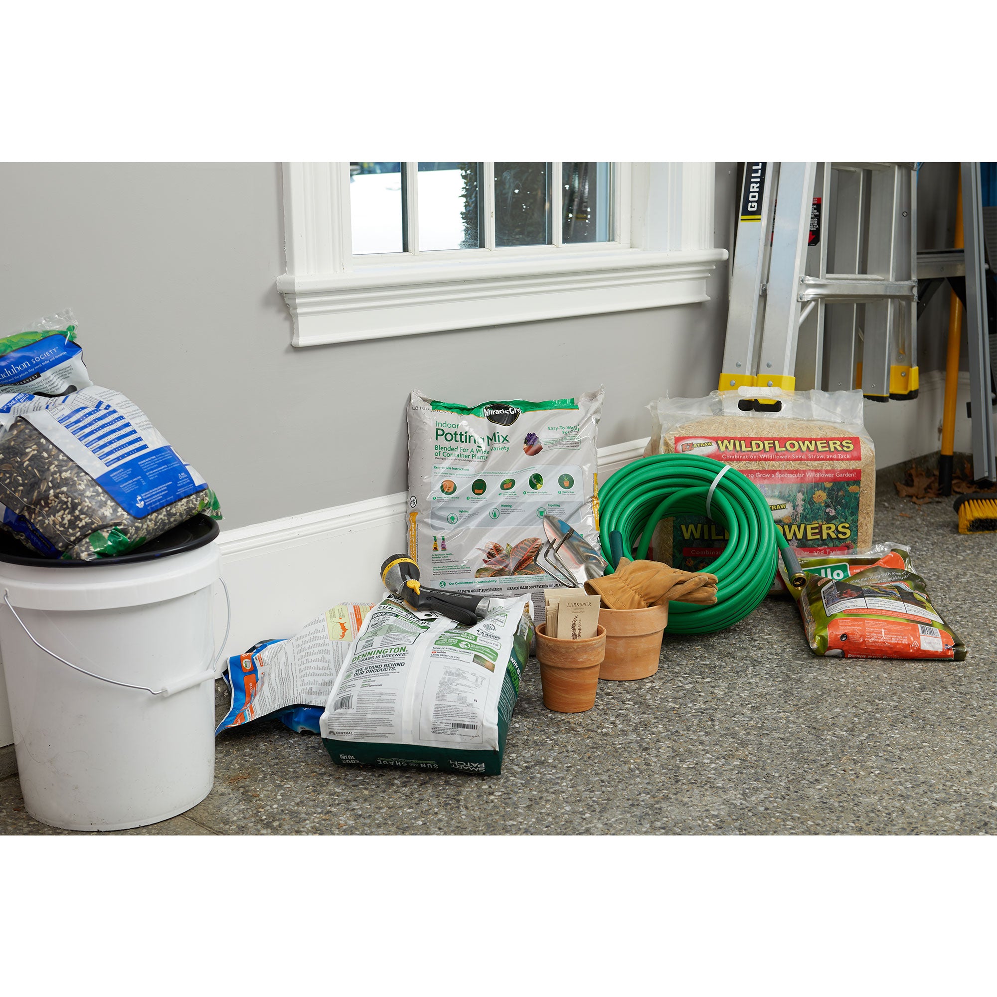 Rubbermaid 48 Gallon Action Packer Latch Storage Box Container, Black (Open Box) - VMInnovations