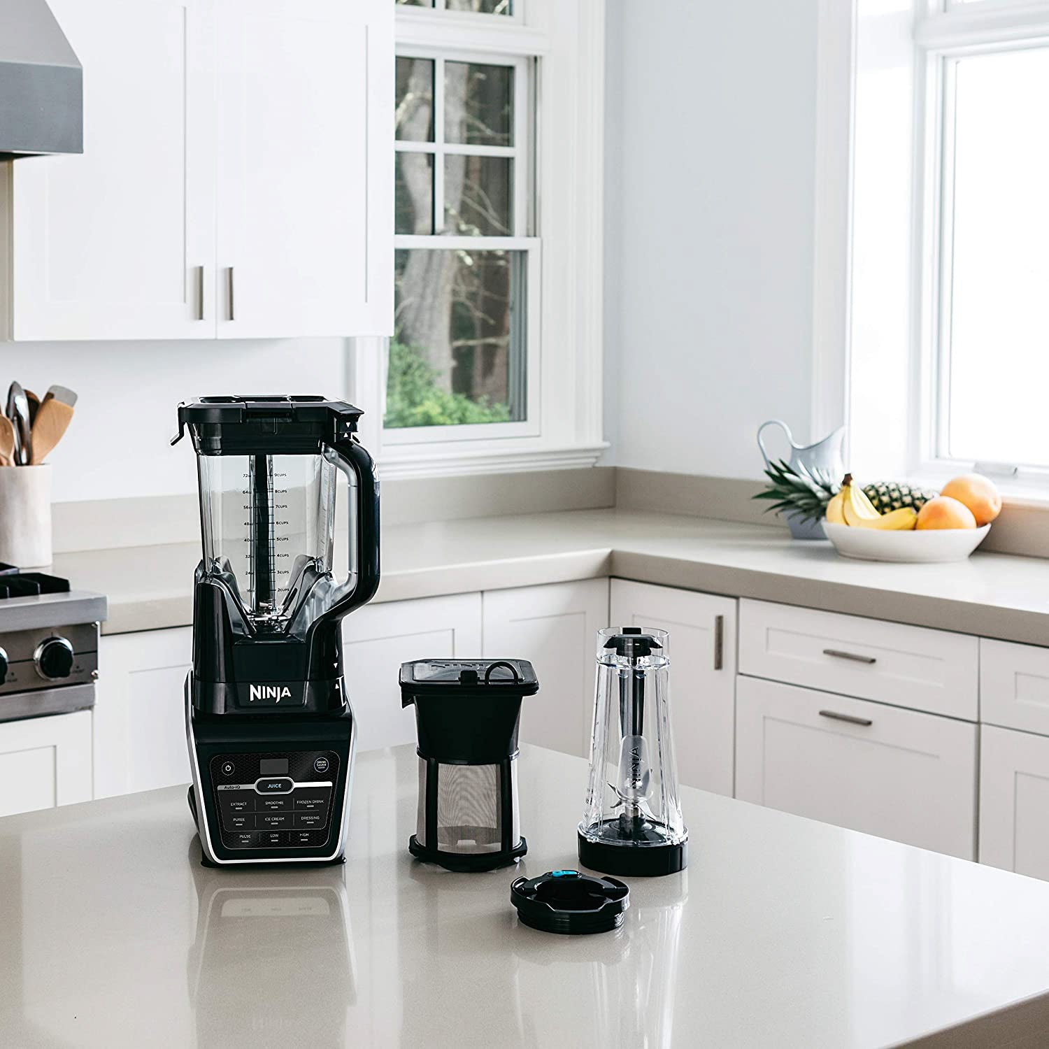 Ninja IV701 1400 Watt Blender Duo Micro Juice Technology DrinkSaver (Open Box)