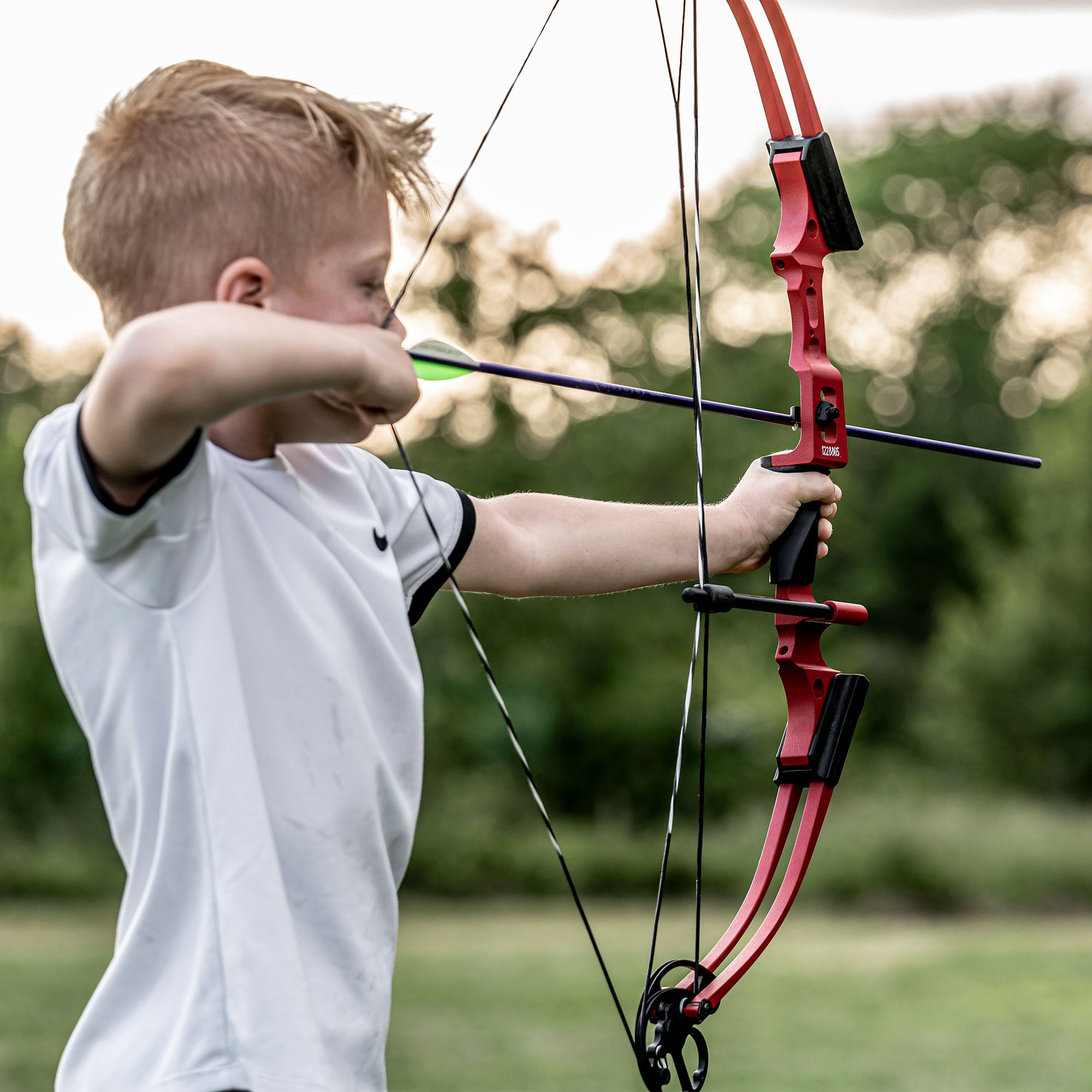 Genesis Mini, Youth Compound Bow and Arrow Kit, Right Handed, Blue (Open Box)