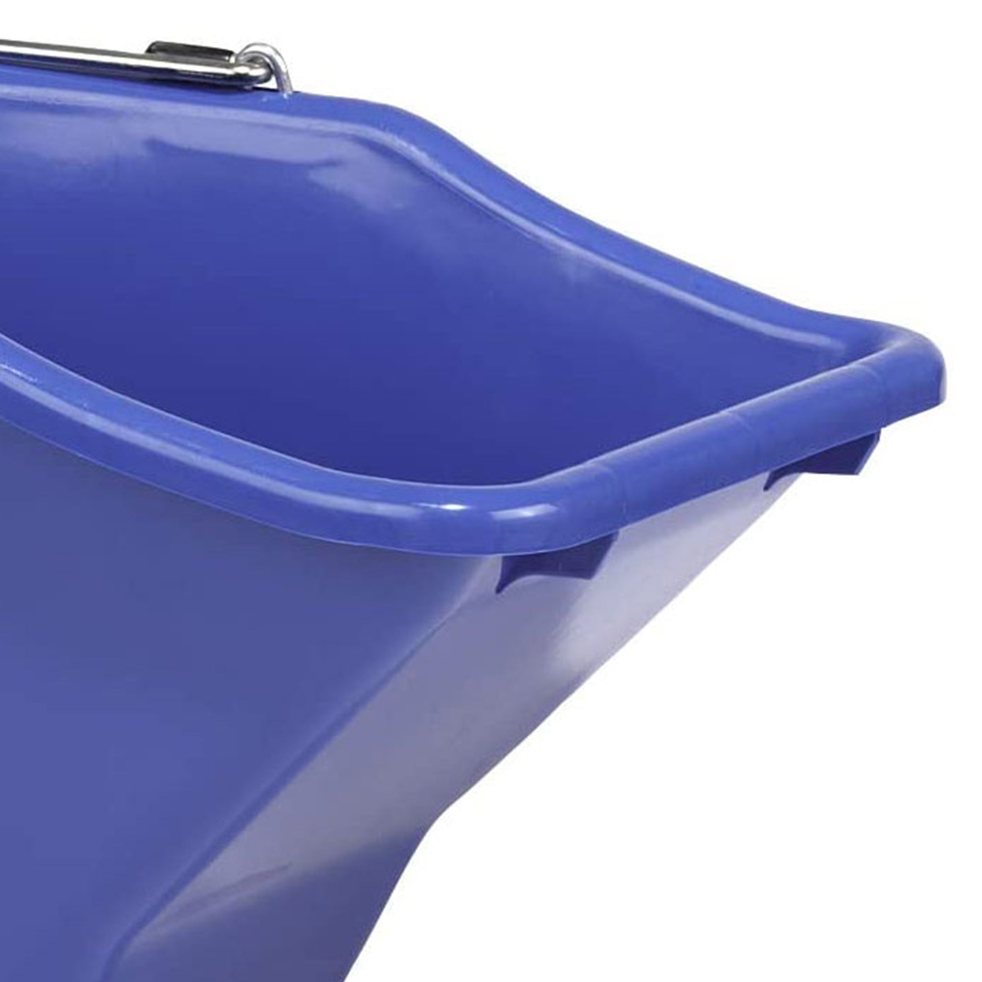 Little Giant 20-Quart Durable Plastic Flat Back Livestock Feed Bucket, Blue - VMInnovations
