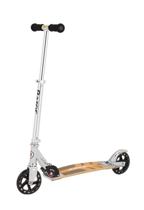 Razor Cruiser Boys/Kids Kick Scooter (Wood Deck) - Open Box