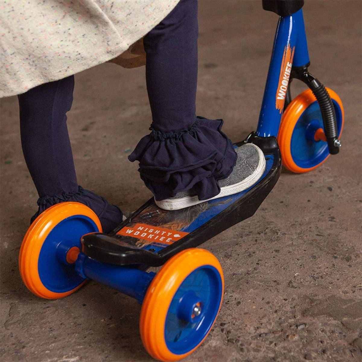Huffy Star Wars Chewbacca Preschool Toddler Scooter with Storage, Blue(Open Box)