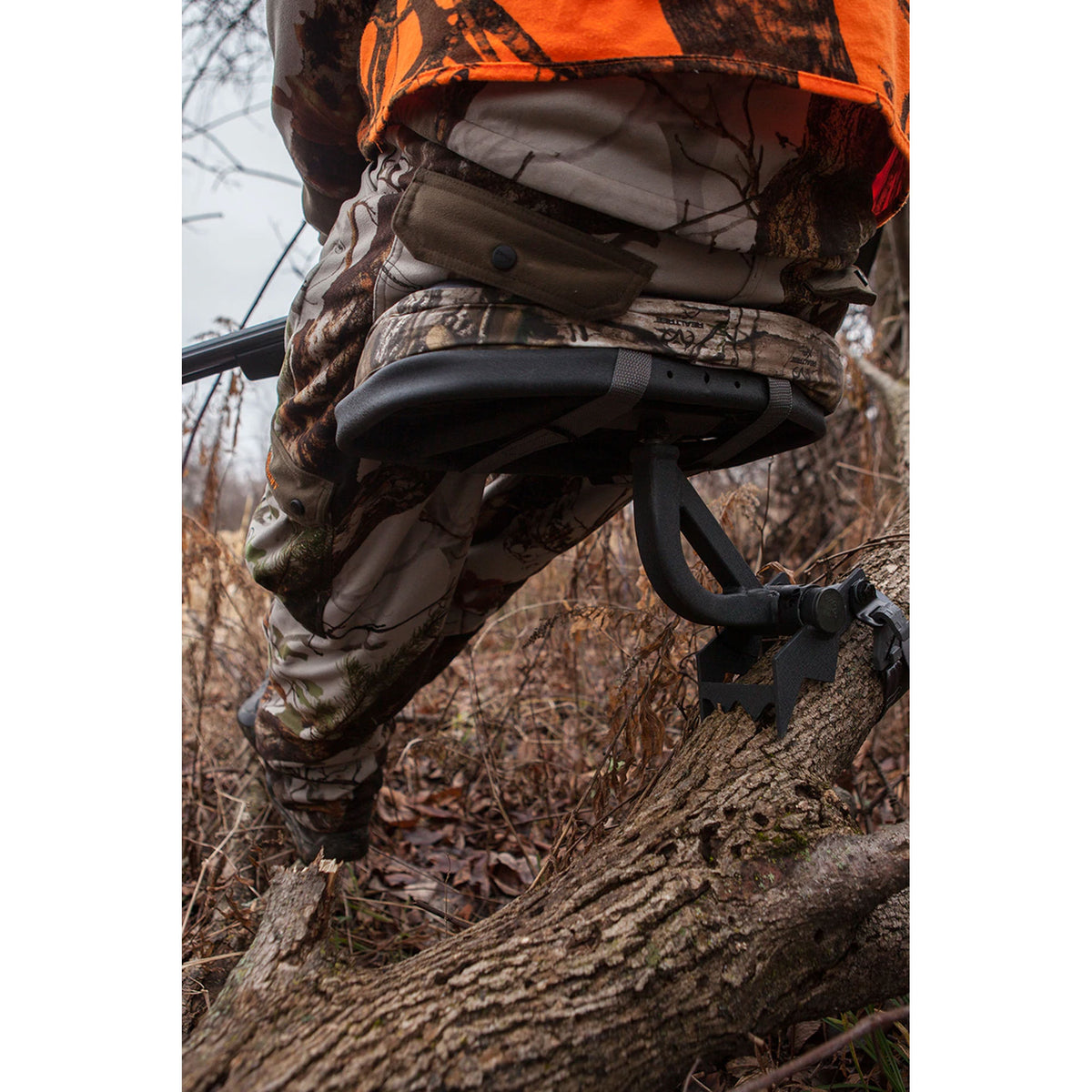 Hawk HWK-3001 Any Angle Weatherproof Memory Foam Hunting Tree Seat (4 Pack)