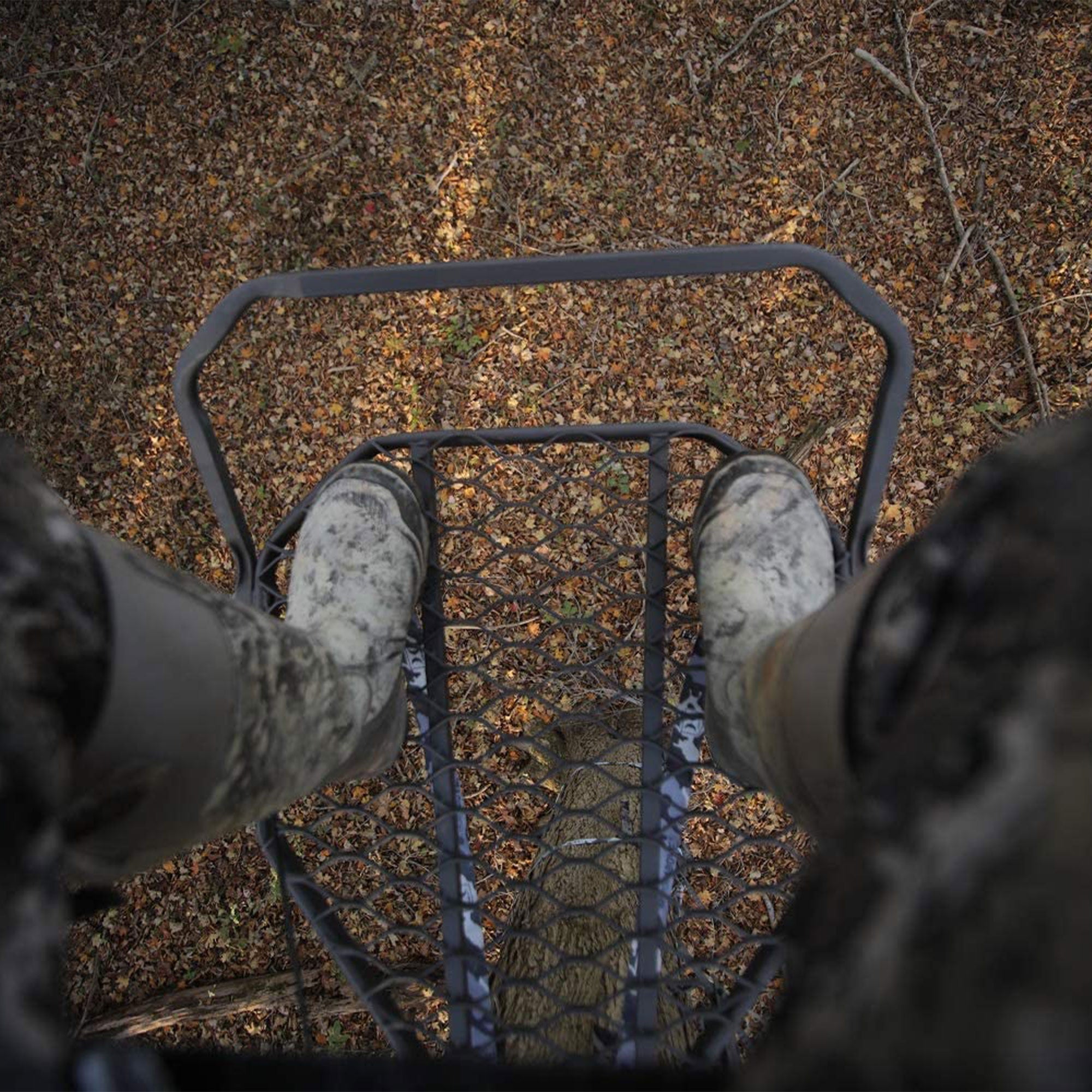 Hawk HF2033 Helium Kickback LVL Steel Hang-On Tree Stand w/ Footrest (For Parts) - VMInnovations