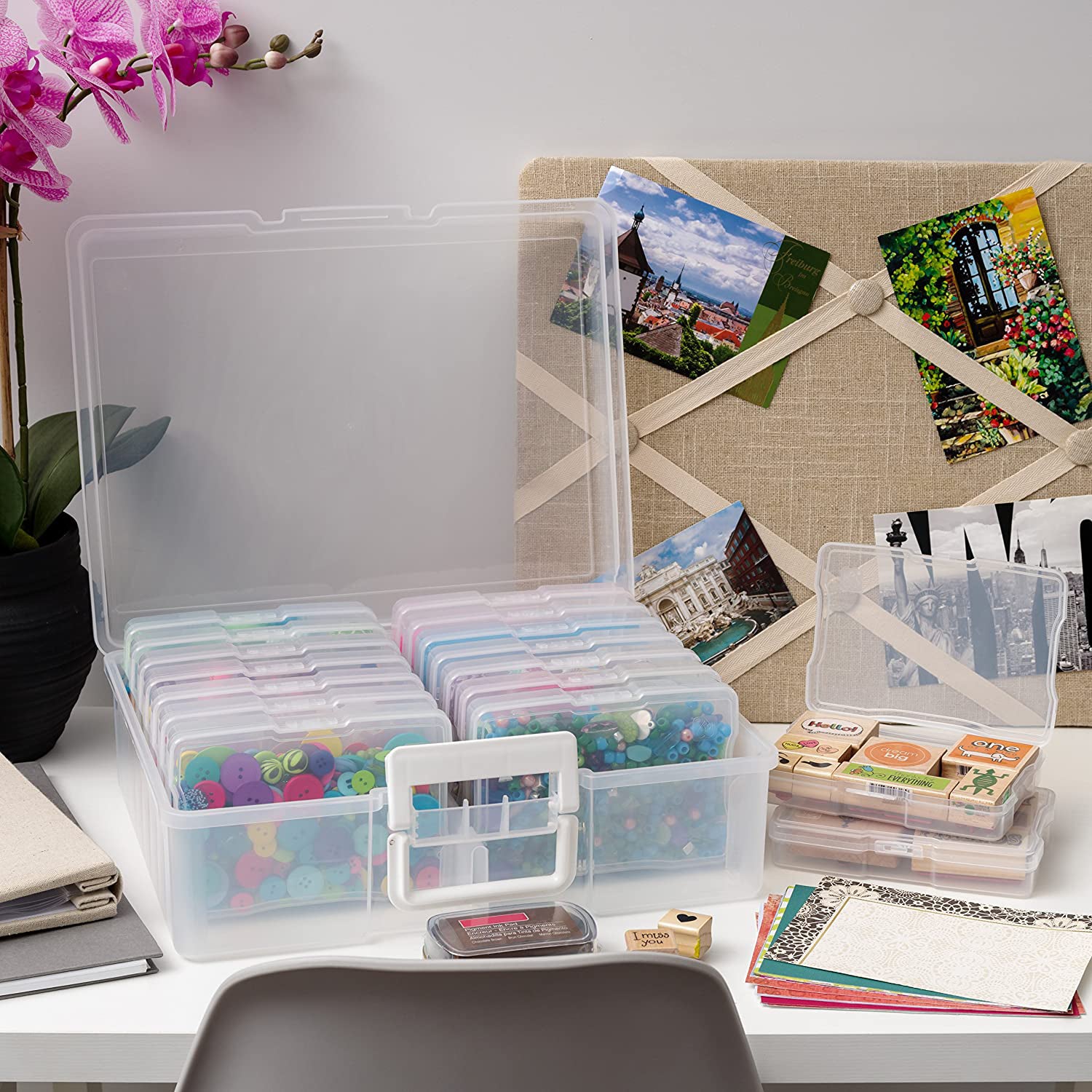 IRIS USA Large Plastic Photo Craft Keeper with 12 4x6in Cases & Handle (24 Pack)