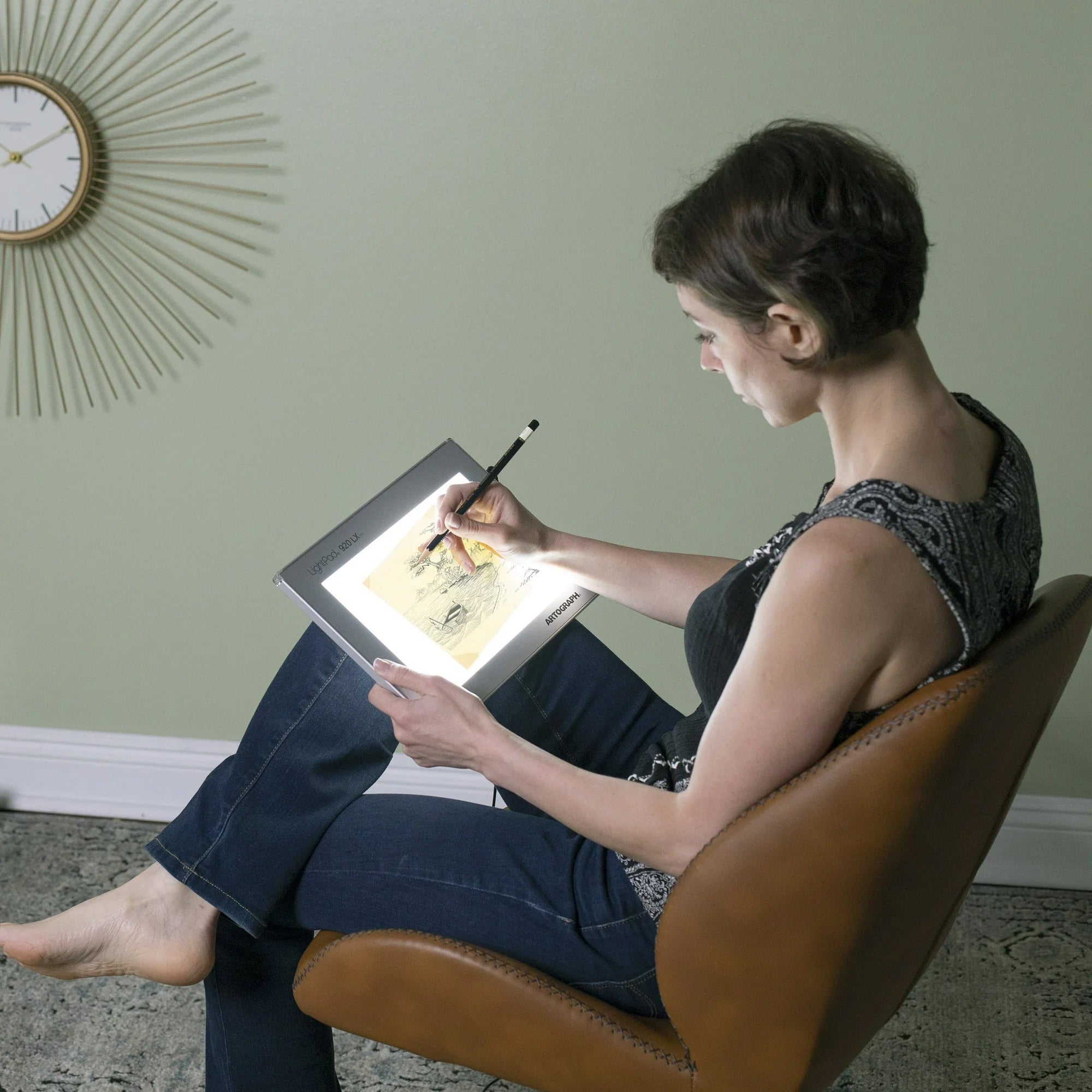 LightPad 9x6 Inch Thin Dimmable LED Light Box for Tracing and Drawing(Open Box) - VMInnovations