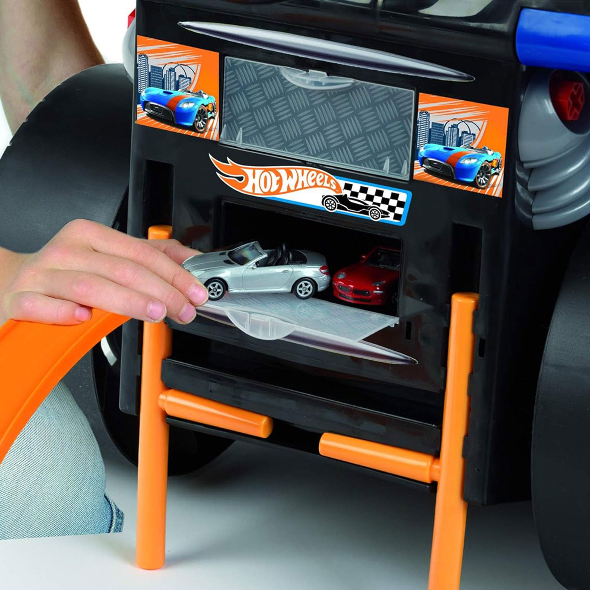 Theo Klein Hot Wheels Automotive Car Engine Interactive Toy Play Set (Used) - VMInnovations