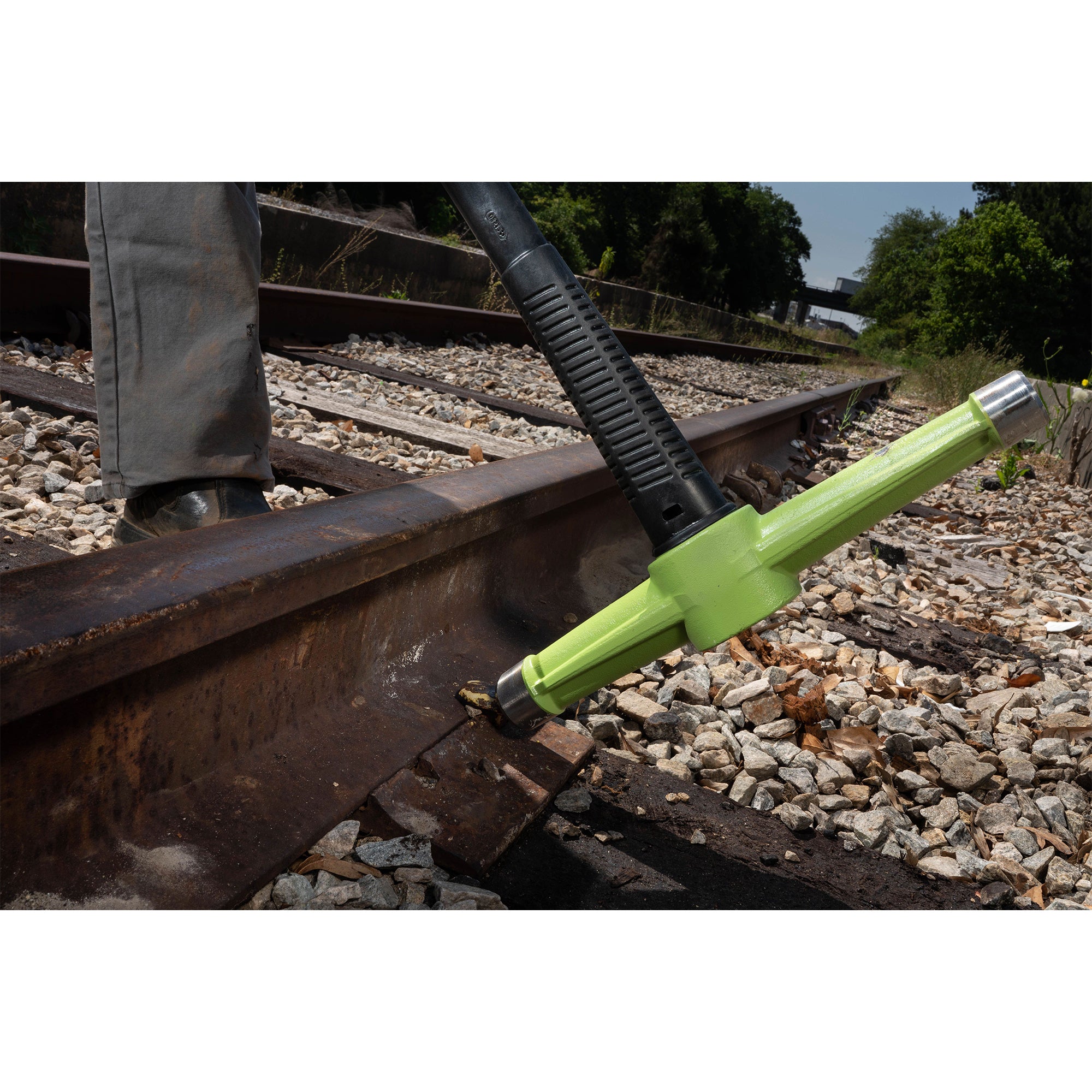 Wilton 31036 BASH Spike Maul 10 Pound Head and 36 Inch Unbreakable Handle, Green