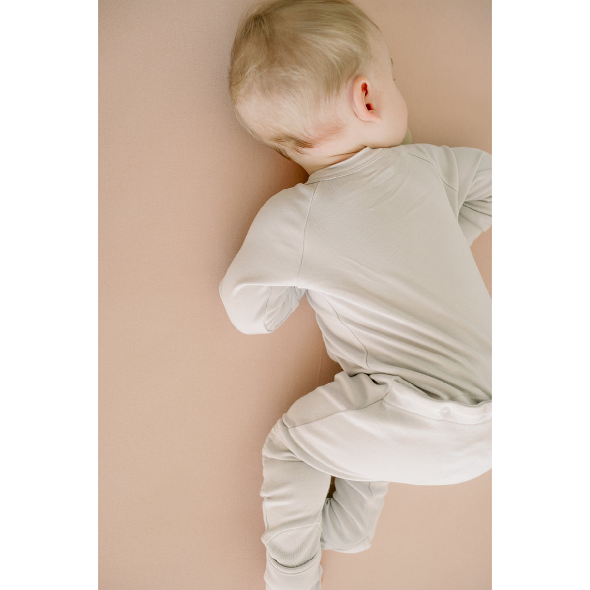 Goumikids Soft Organic Cotton Fitted Baby Crib Sheet, Abstract Flowers and Rose - VMInnovations