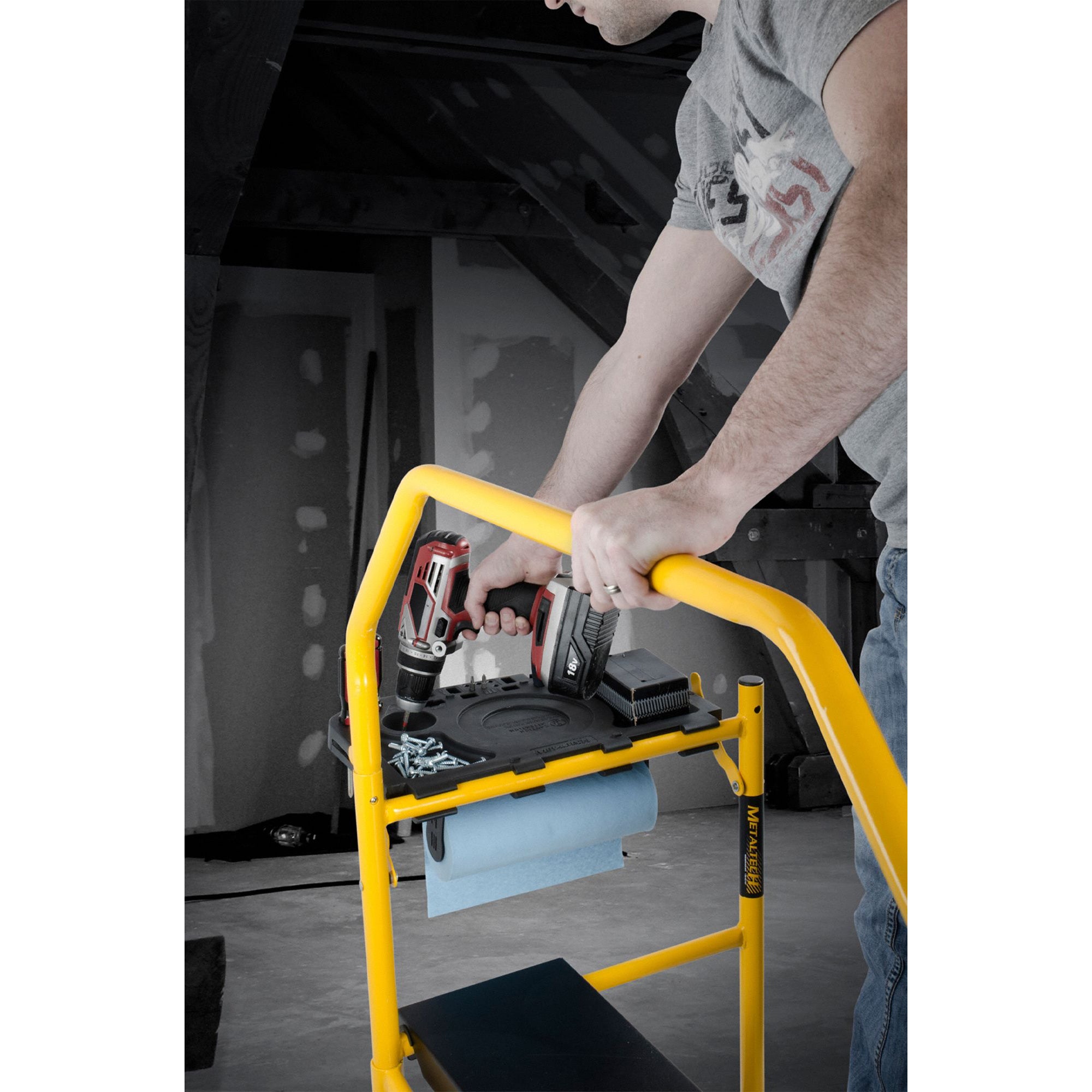 MetalTech Jobsite Series Mobile Scaffolding with Locking Wheels (Open Box) - VMInnovations