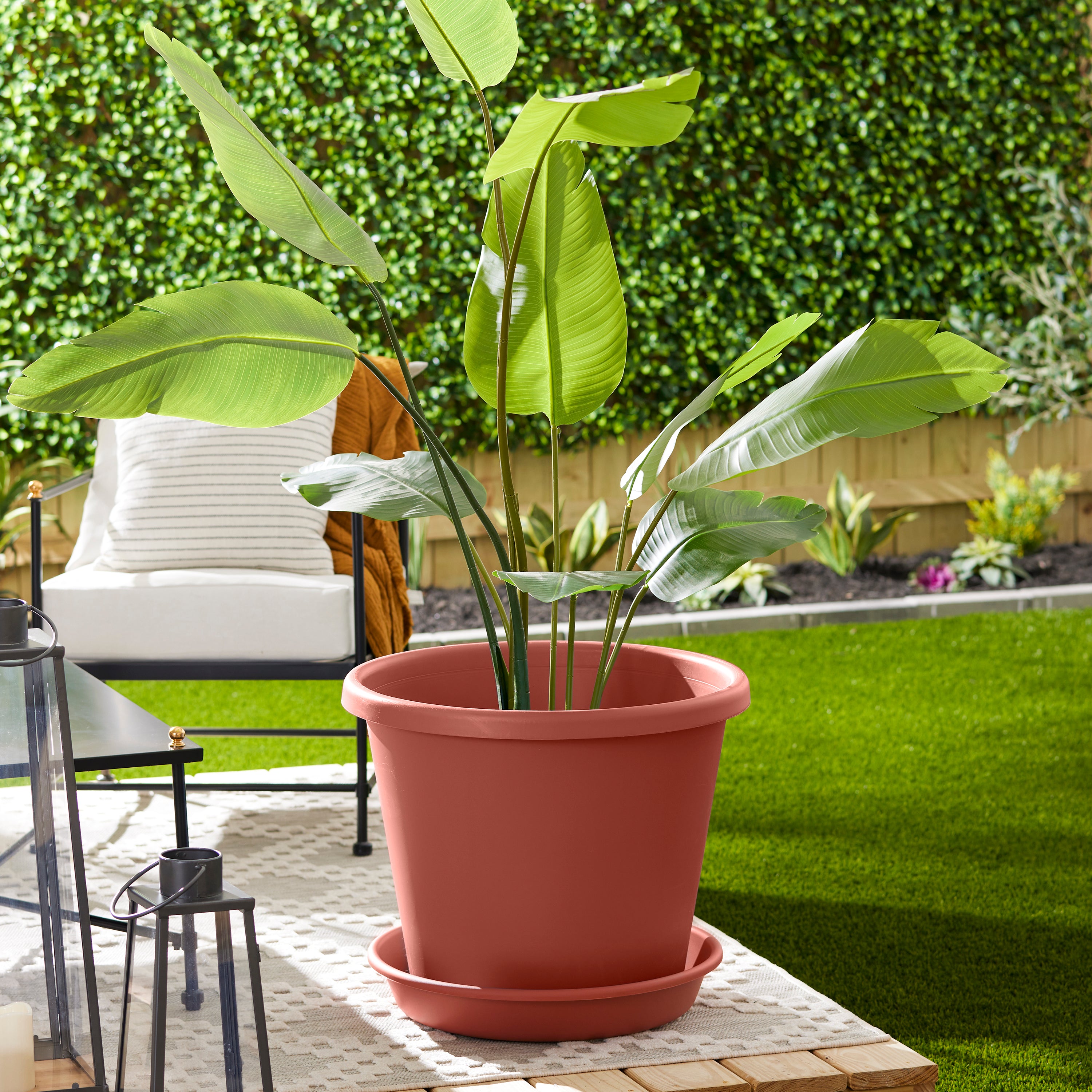 The HC Companies 21 Inch Planter Saucer for Classic Pot Containers, Clay Color - VMInnovations