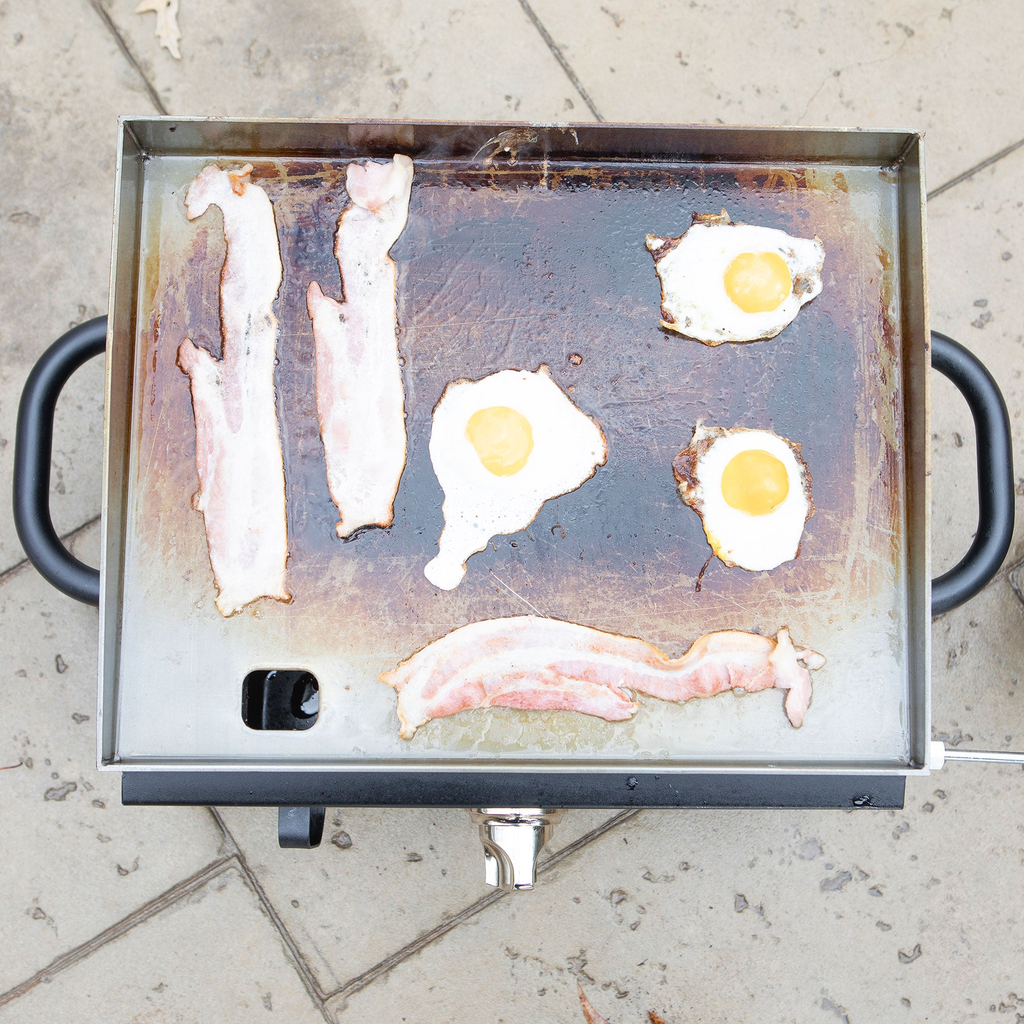 Razor Griddle 19 Inch Portable 1 Burner LP Propane Gas Grill, Steel (For Parts)