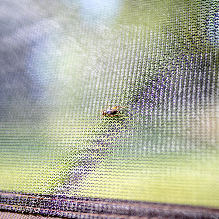 CLAM Portable Canopy Pop Up Tent w/ Mesh Netting, Green/Black (Used) - VMInnovations