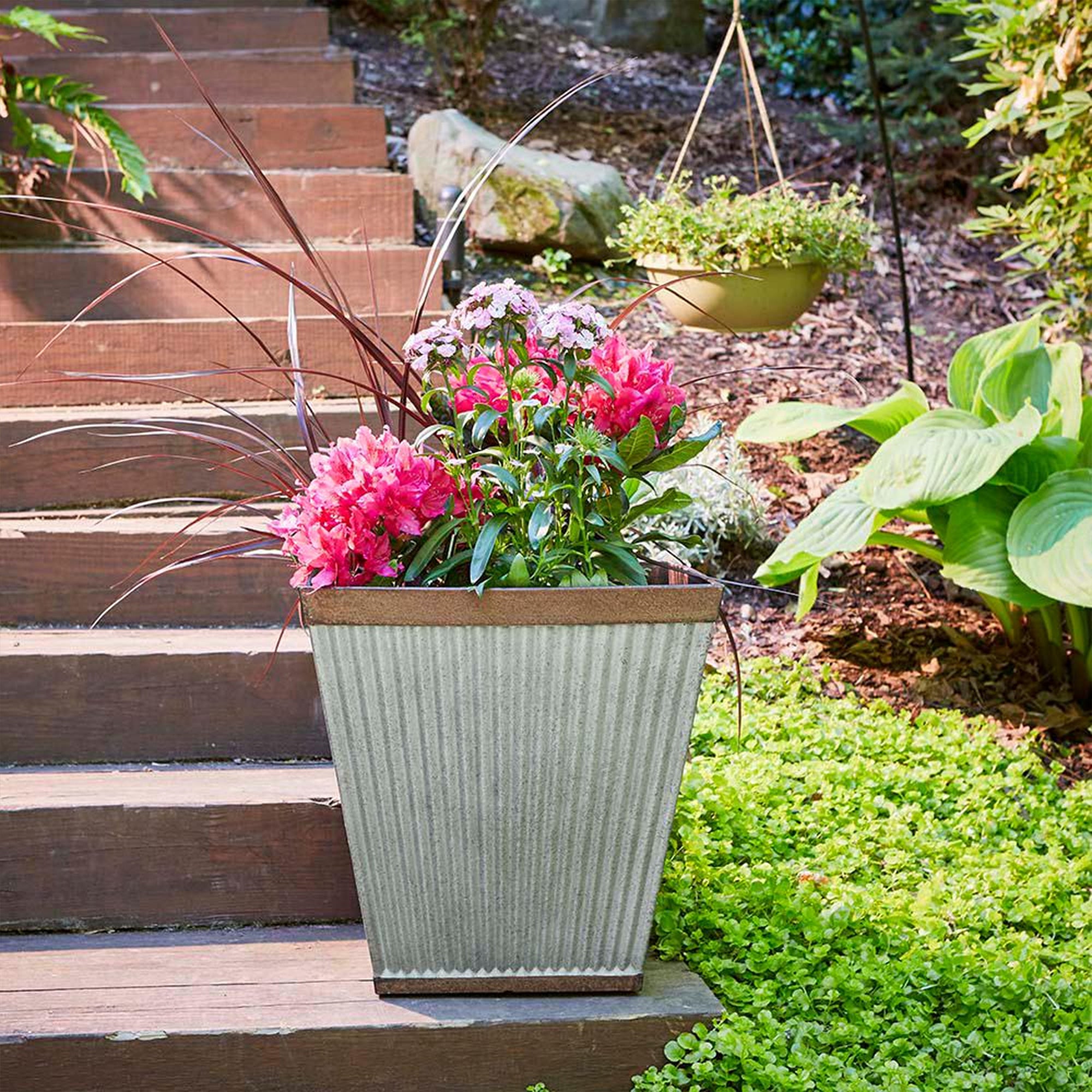 Southern Patio 16 Inch Square Rustic Resin Outdoor Box Flower Planter (Open Box) - VMInnovations