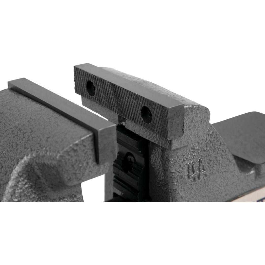Wilton Tools 4" Wide Jaw 4 1/2" Opening Steel Base Mechanics Vise (Open Box)
