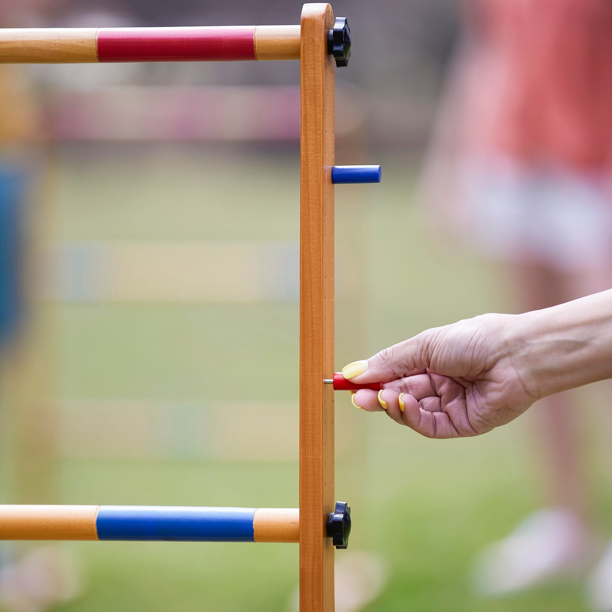 Yard Games Backyard Outdoor Wooden Double Ladder Toss Game Set w/ Case, Red/Blue - VMInnovations