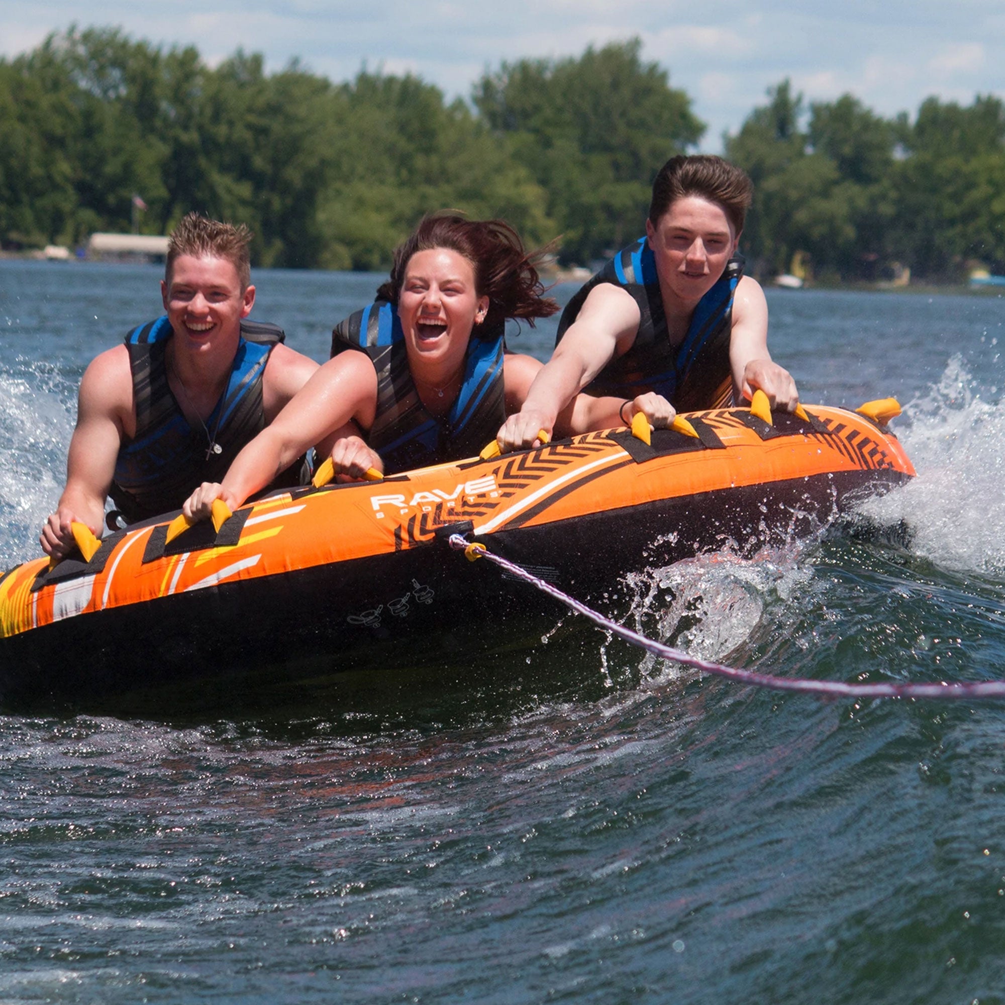 RAVE Sports Mass Frantic 4 Rider Inflatable Water Float Towable Boat Tube (Used) - VMInnovations