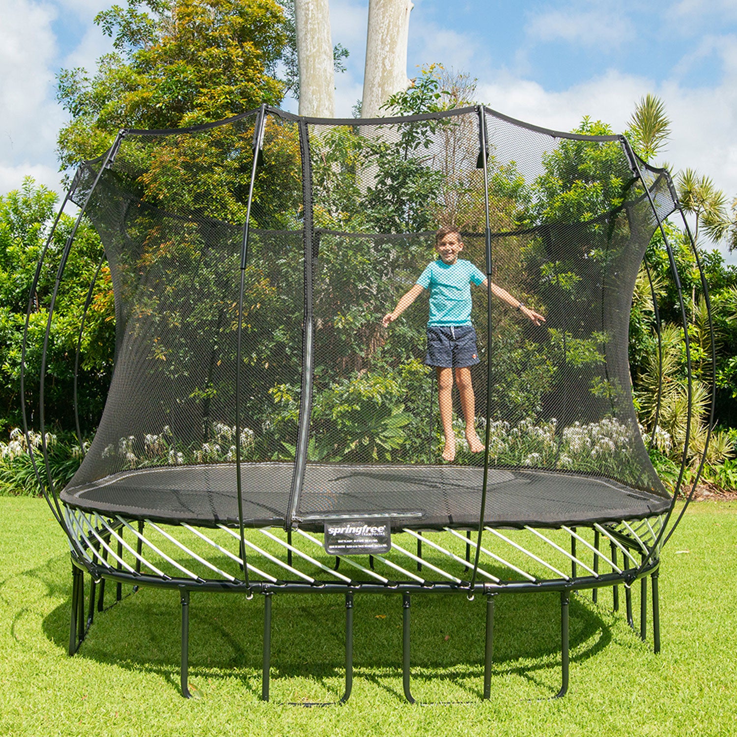 Springfree Outdoor Square 11 Foot Trampoline, Enclosure, Hoop Game, and Ladder - VMInnovations