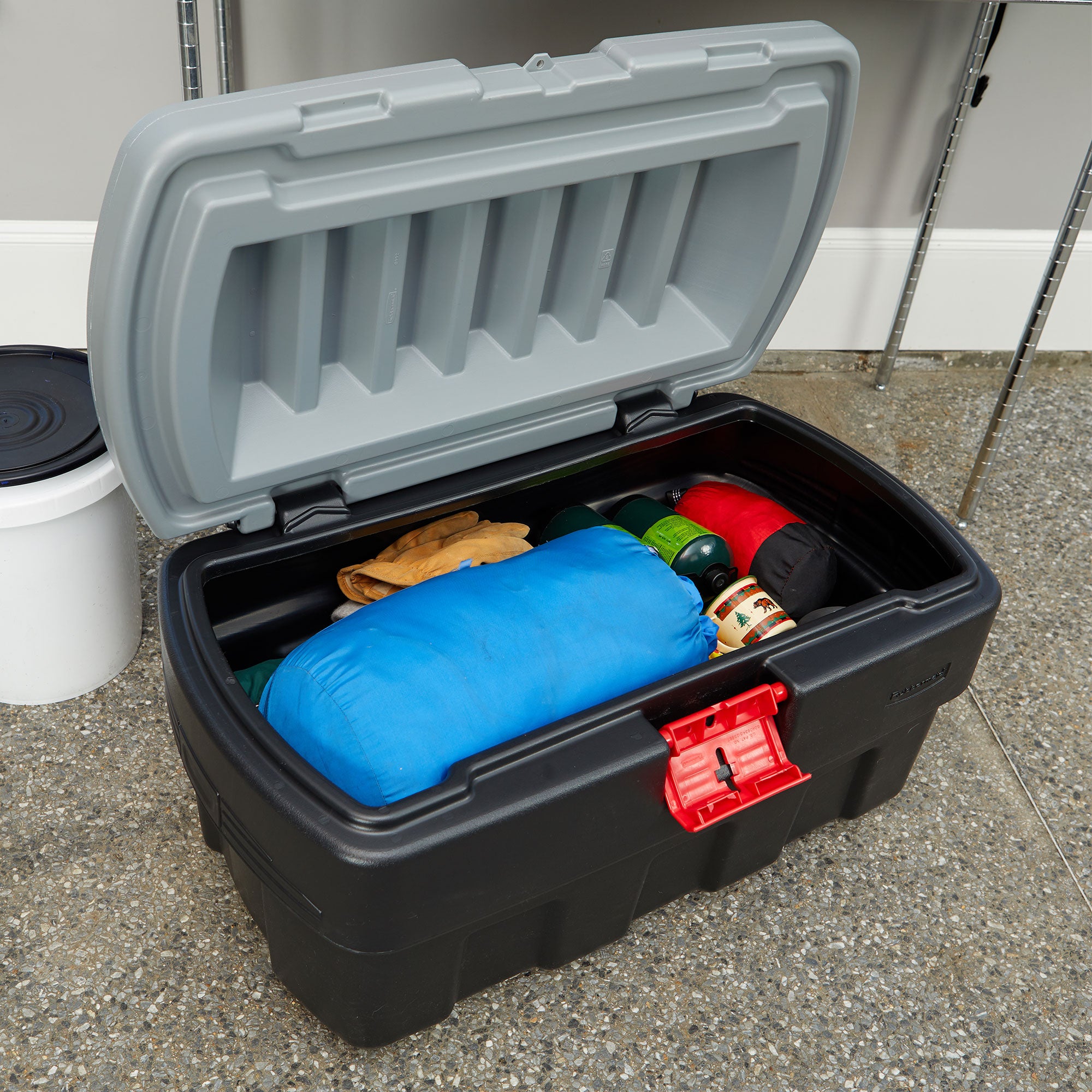 Rubbermaid 35 Gallon Action Packer Lockable Latch Storage Box, Black (Open Box) - VMInnovations