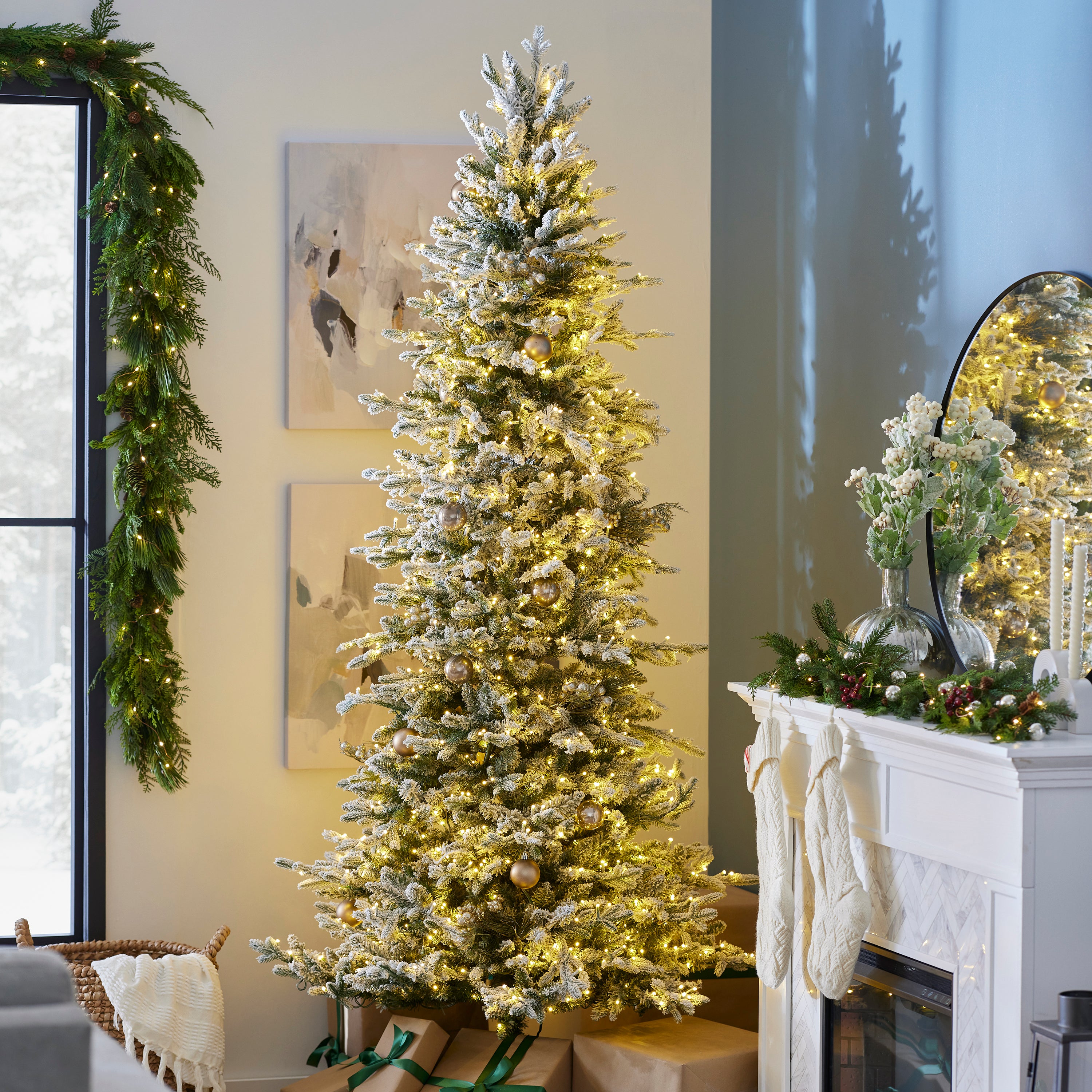 Evergreen Classics 7.5ft LED Pre Lit Flocking Pine Christmas Tree (Used) - VMInnovations