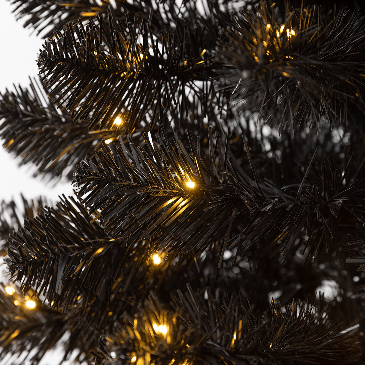Evergreen Classics Oxford 5' Artificial Prelit Christmas Tree Clear LEDs, Black